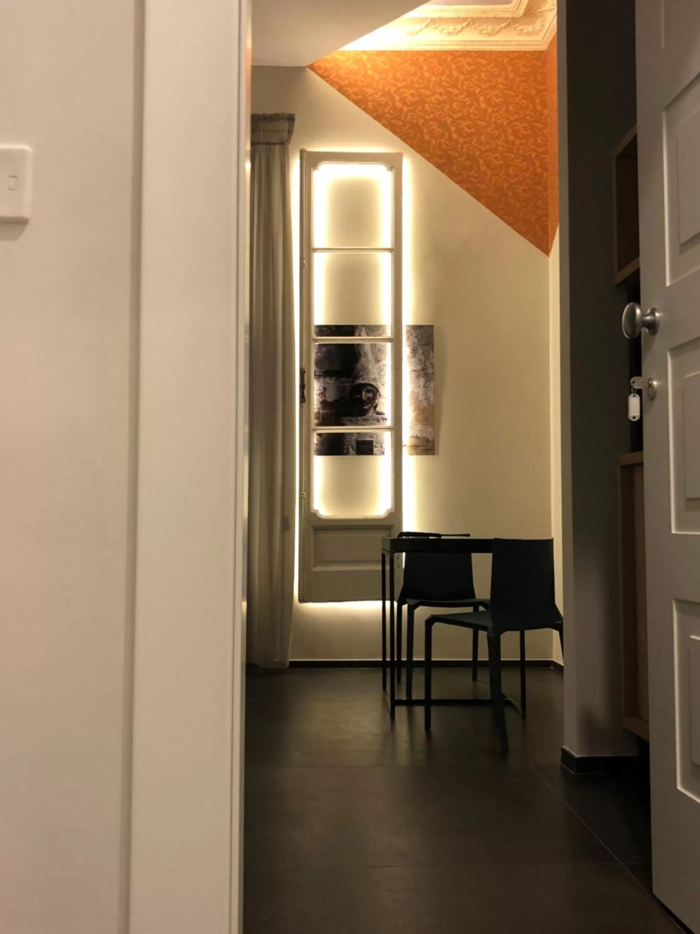 Decorative detail in Napoli Svelata