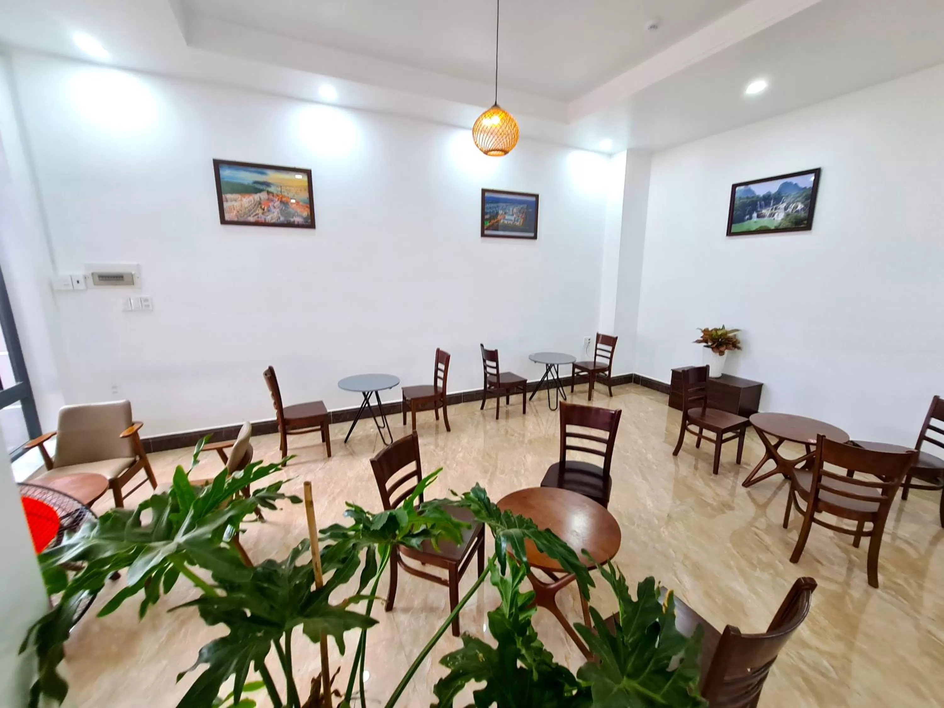 Restaurant/places to eat in Seaside Hotel - Rach Gia