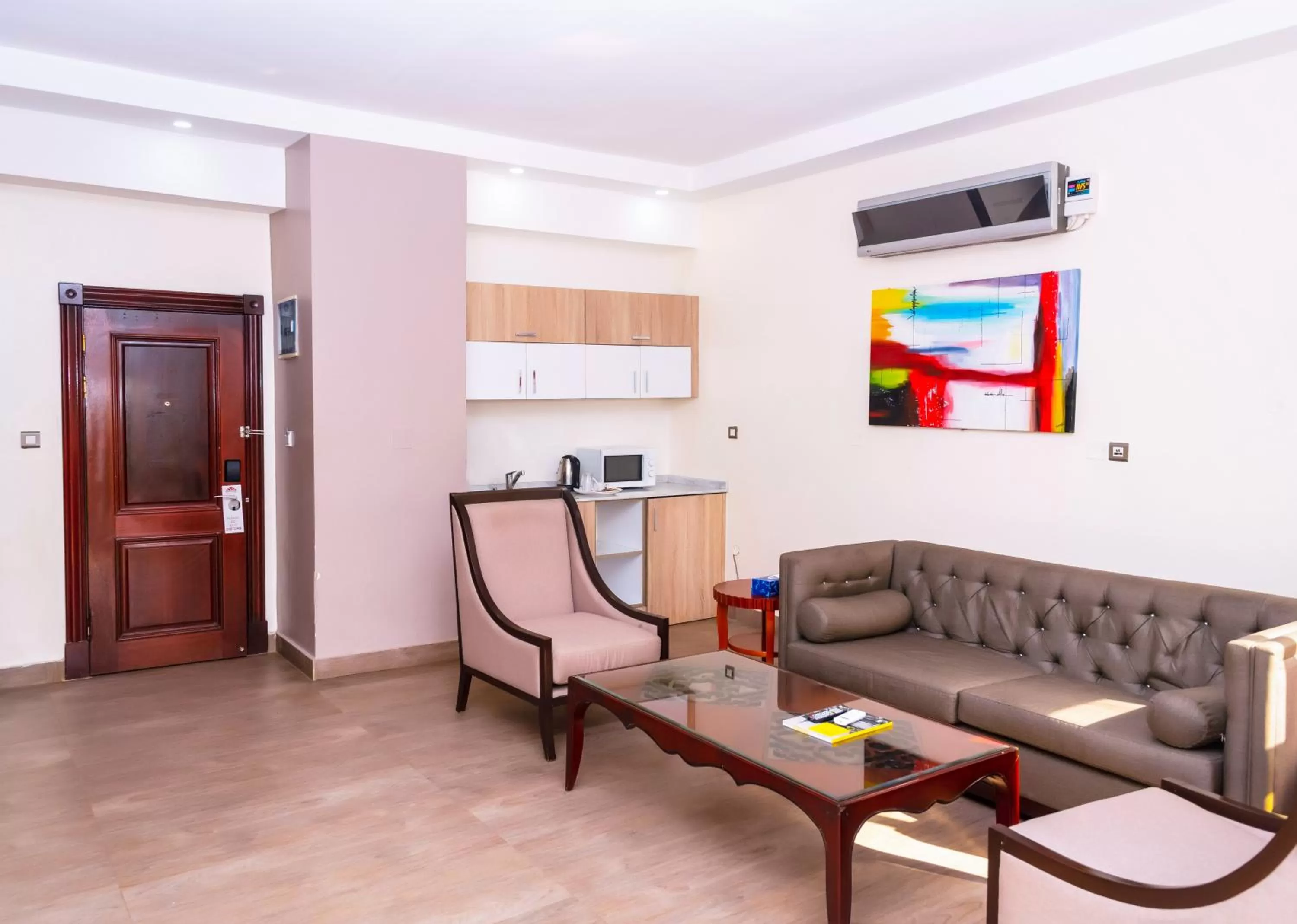 Living room in Hawthorn Suites by Wyndham Abuja