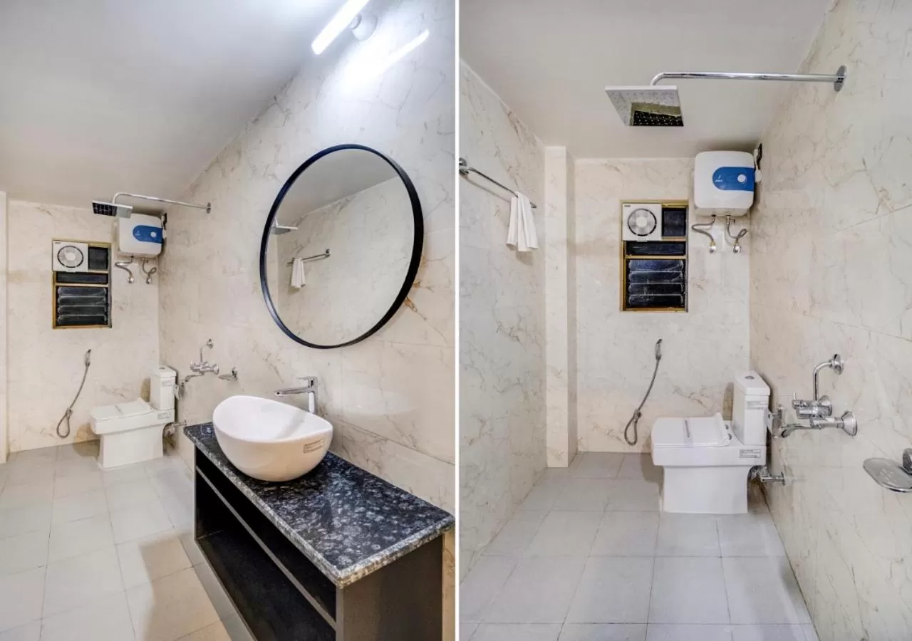 Bathroom in Hotel Sai Rain Tree