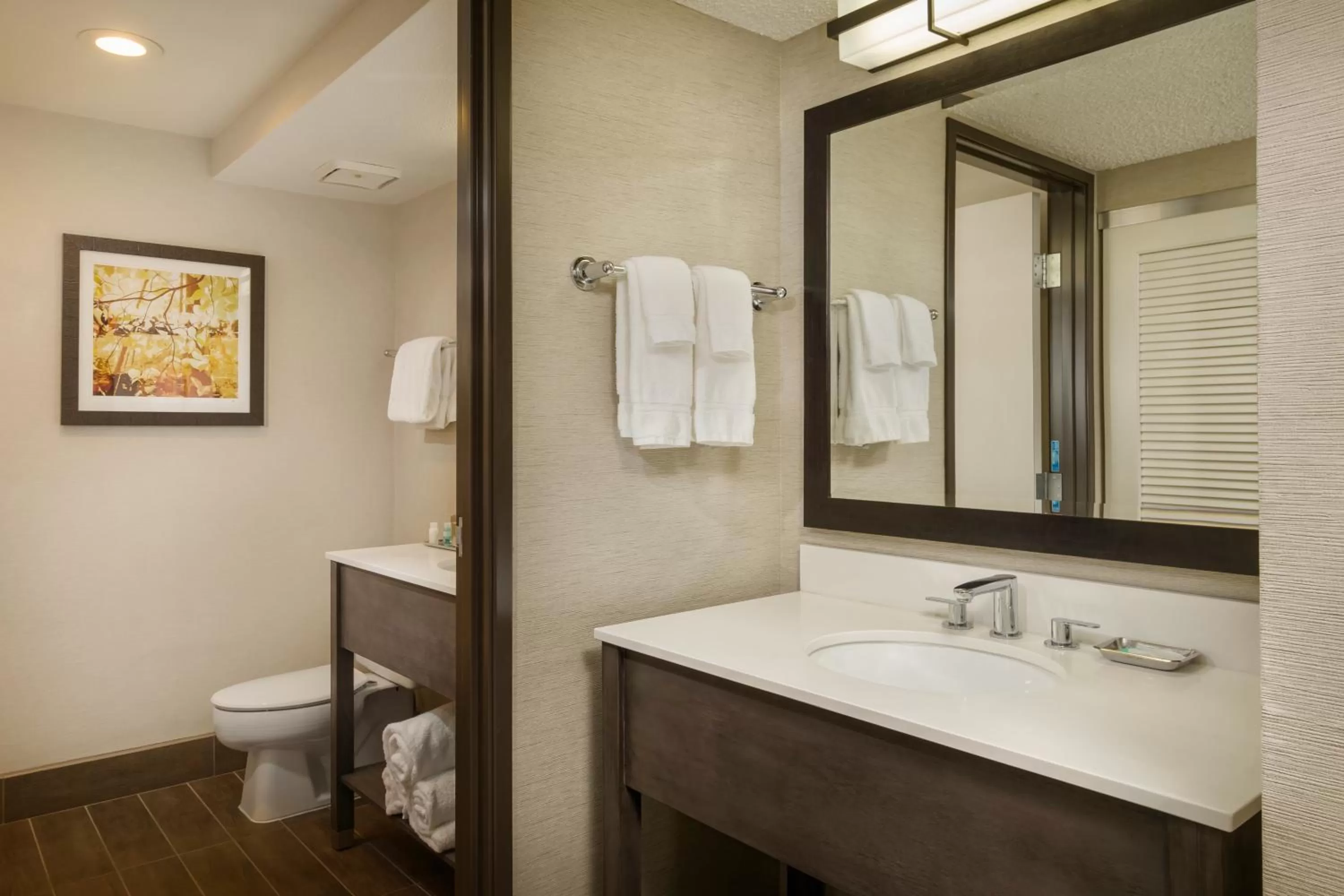 Bathroom in Riverhouse Lodge
