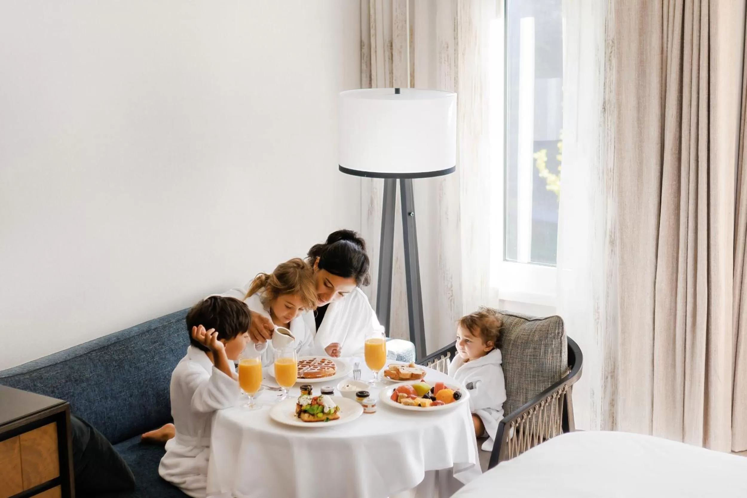 Food and drinks in Fairmont Chateau Whistler