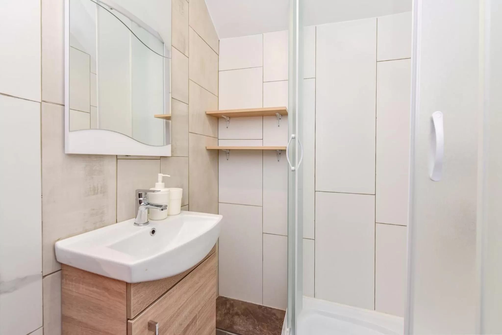 Shower, Bathroom in "Trakaitis" nameliai