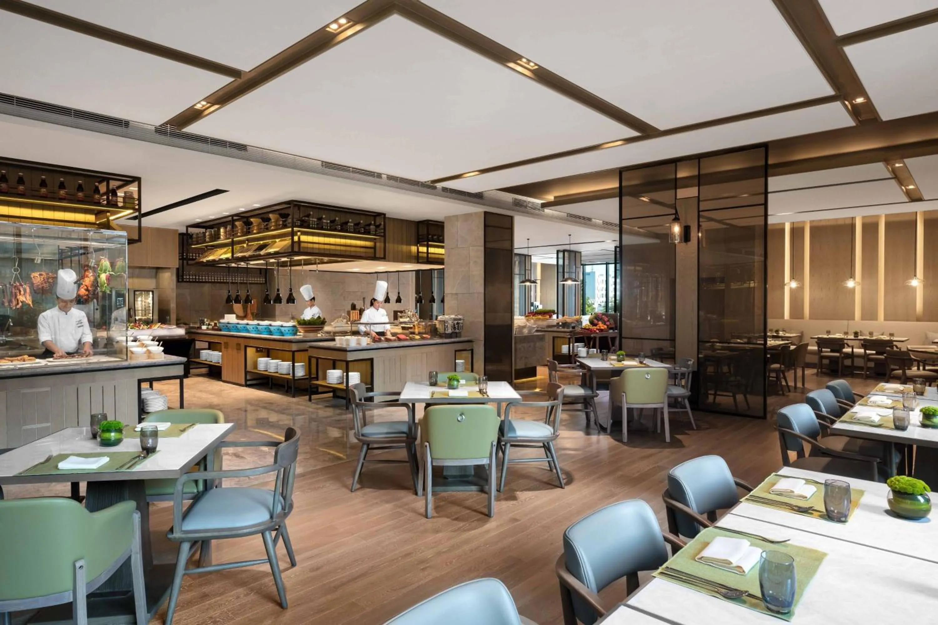 Restaurant/places to eat in Courtyard by Marriott Shenzhen Bao'an