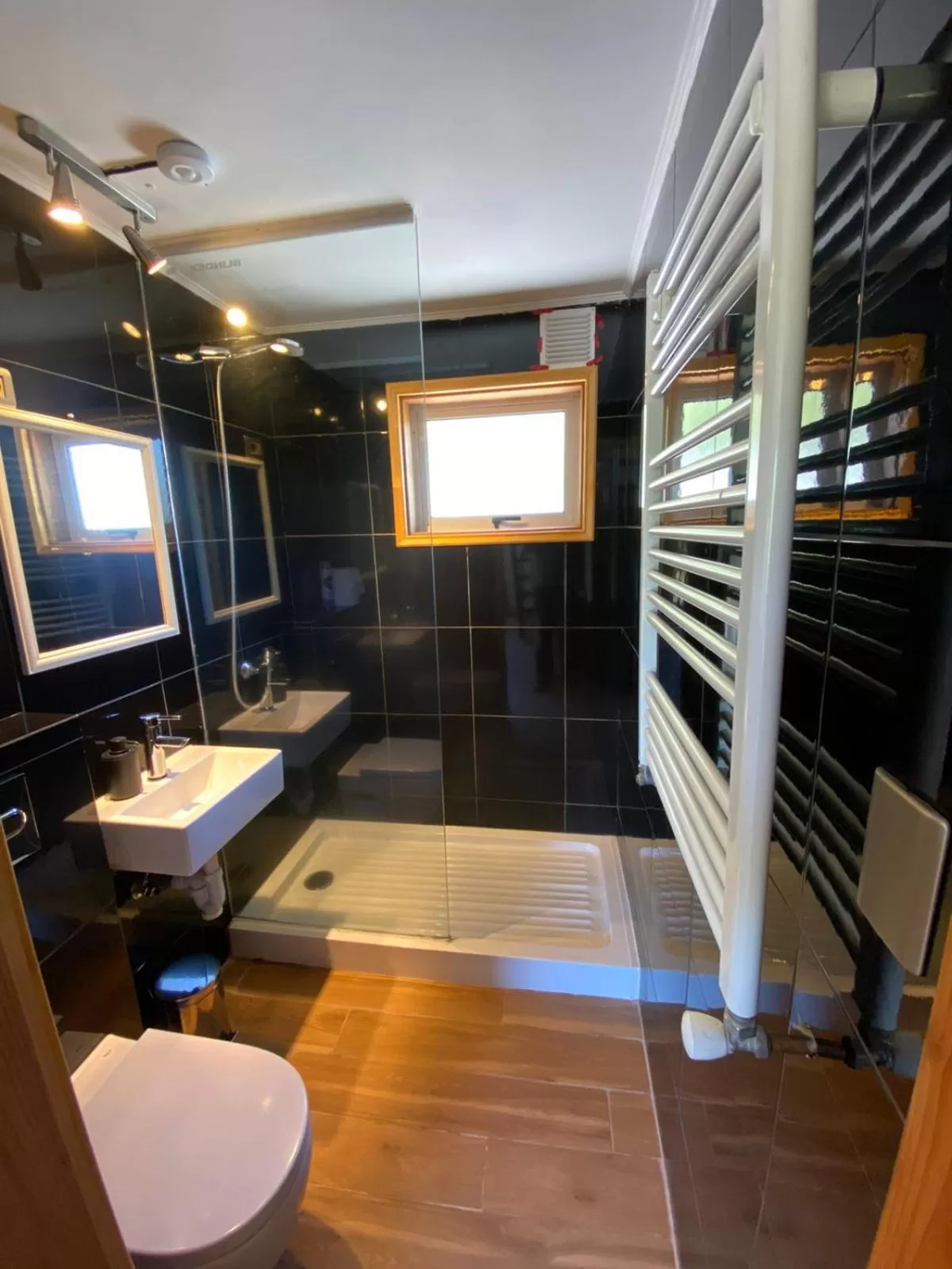 Bathroom in French Andes Apart Hostel