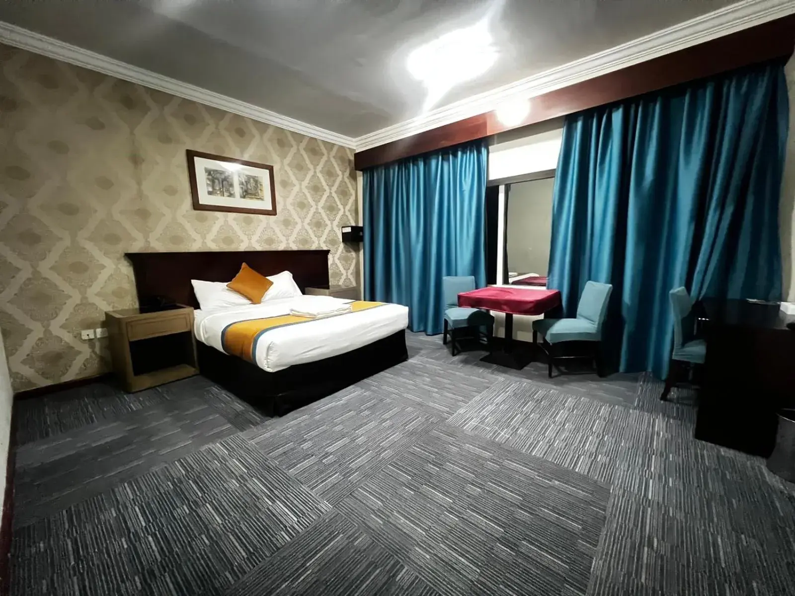 Family Room with Sea View in Mermaid Beach Hotel LLC Family Room with Sea View in Mermaid Beach Hotel LLC