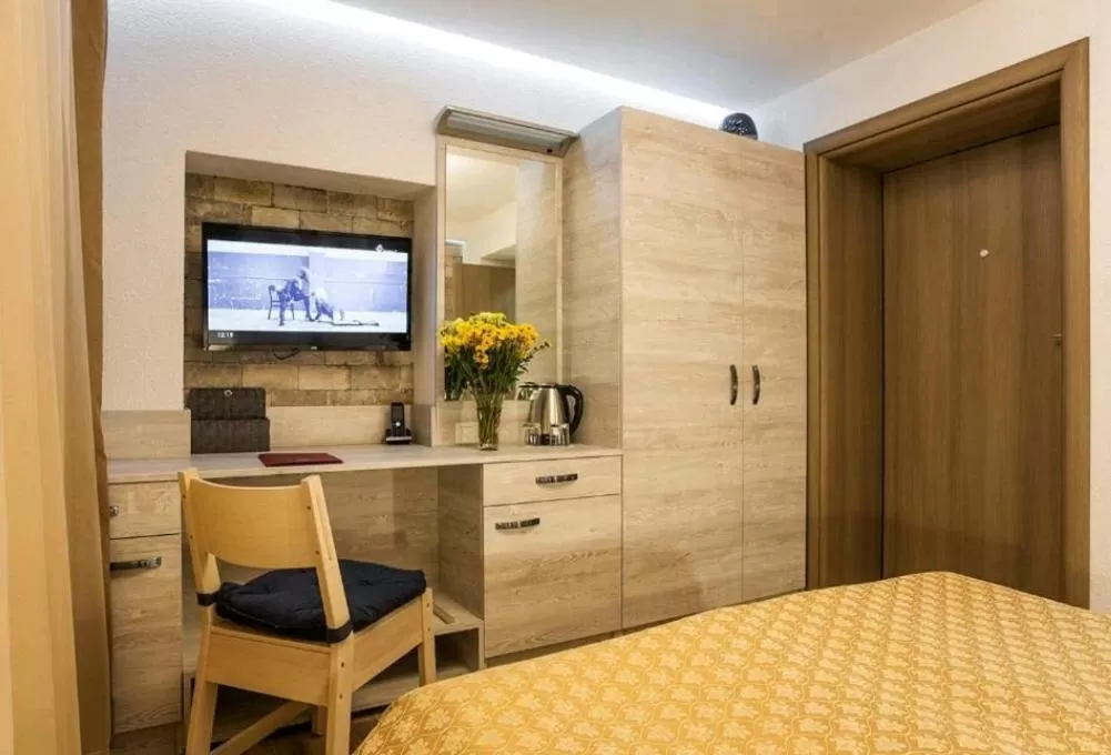 Kitchen/Kitchenette in Hotel Artist