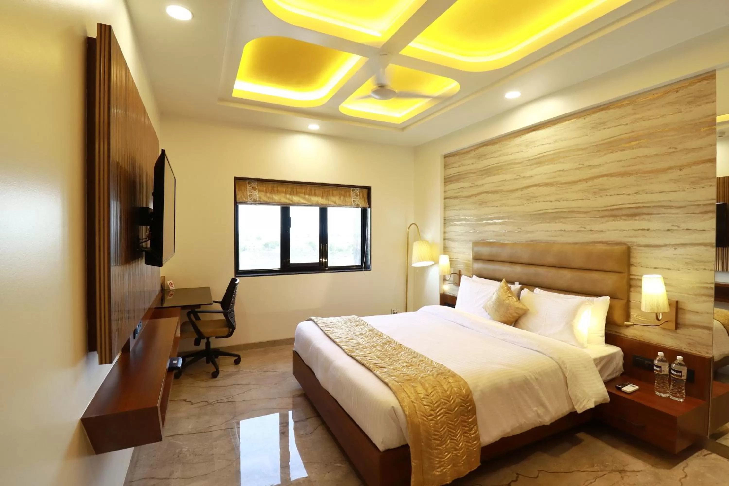 Bed in Four Petals Executive by LHMS