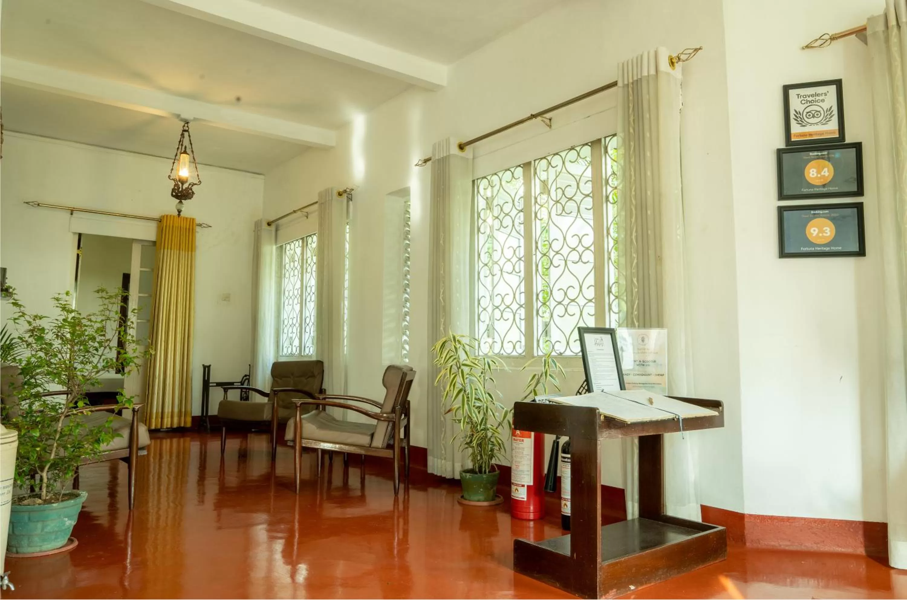 Property building, Restaurant/Places to Eat in Fortuna Heritage Home