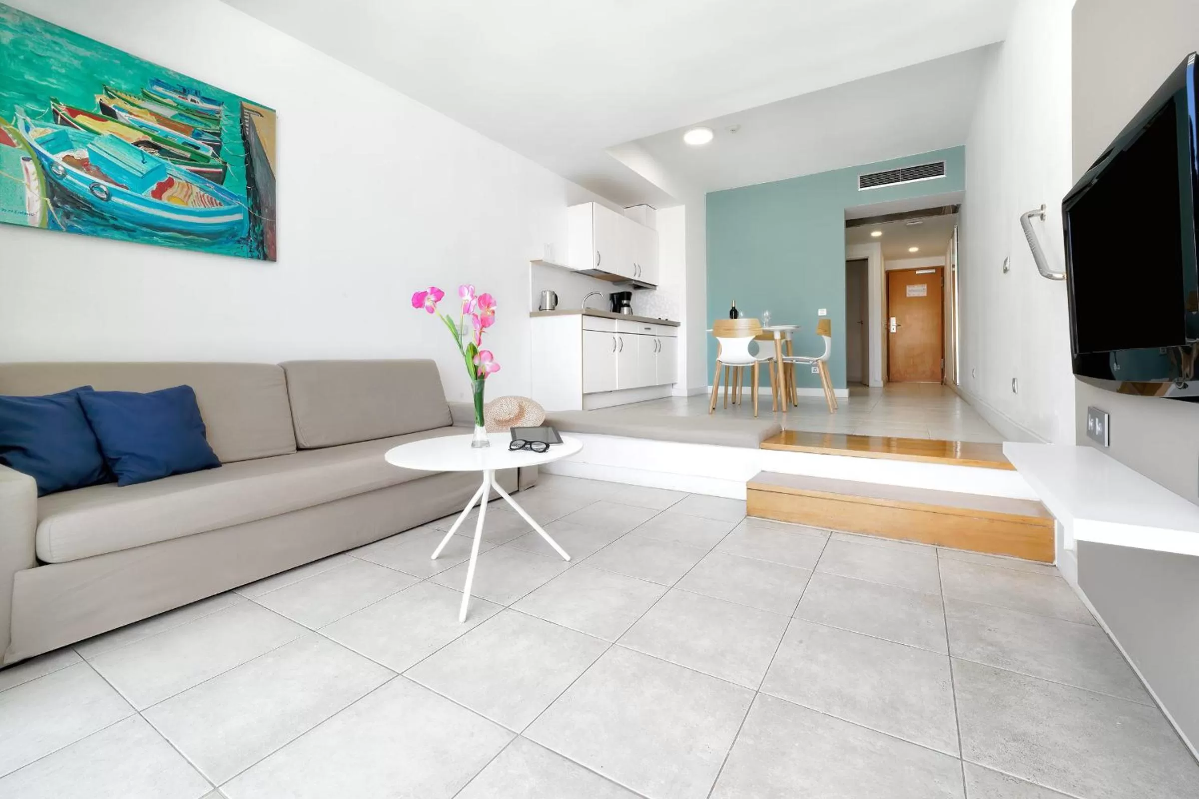 One-Bedroom Apartment in Morasol Suites