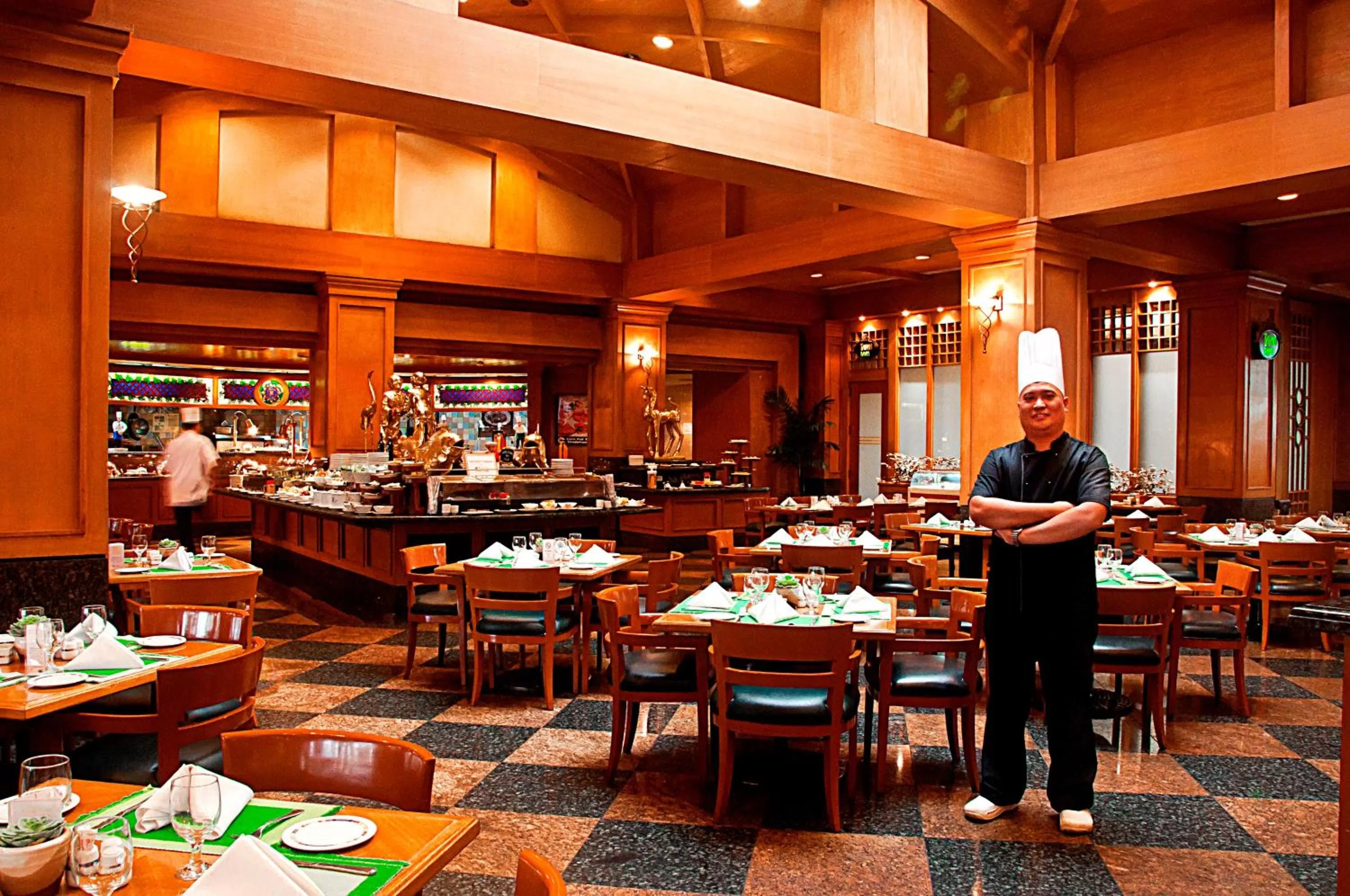 Restaurant/places to eat in Century Park Hotel