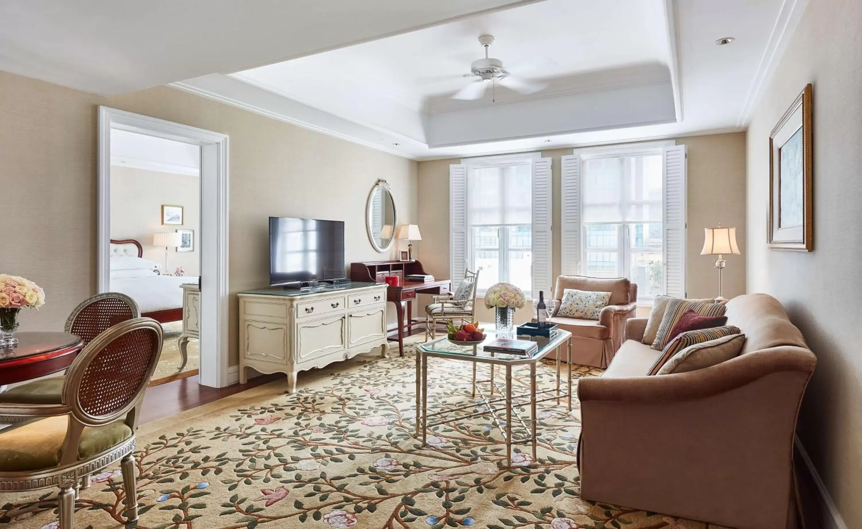 Suite in Park Hyatt Saigon Suite in Park Hyatt Saigon