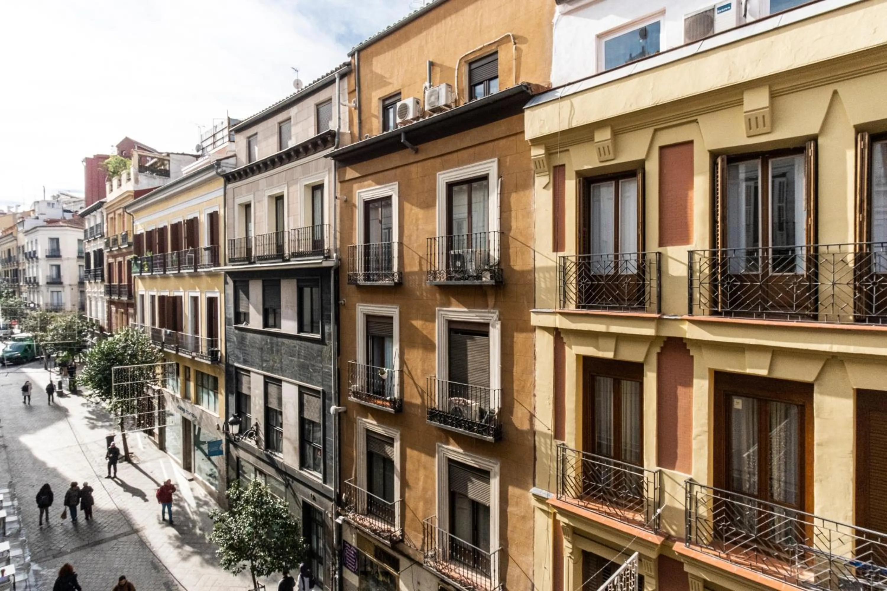 Neighbourhood in Hostal Rincón de Sol - Centro Madrid - Self Checkin