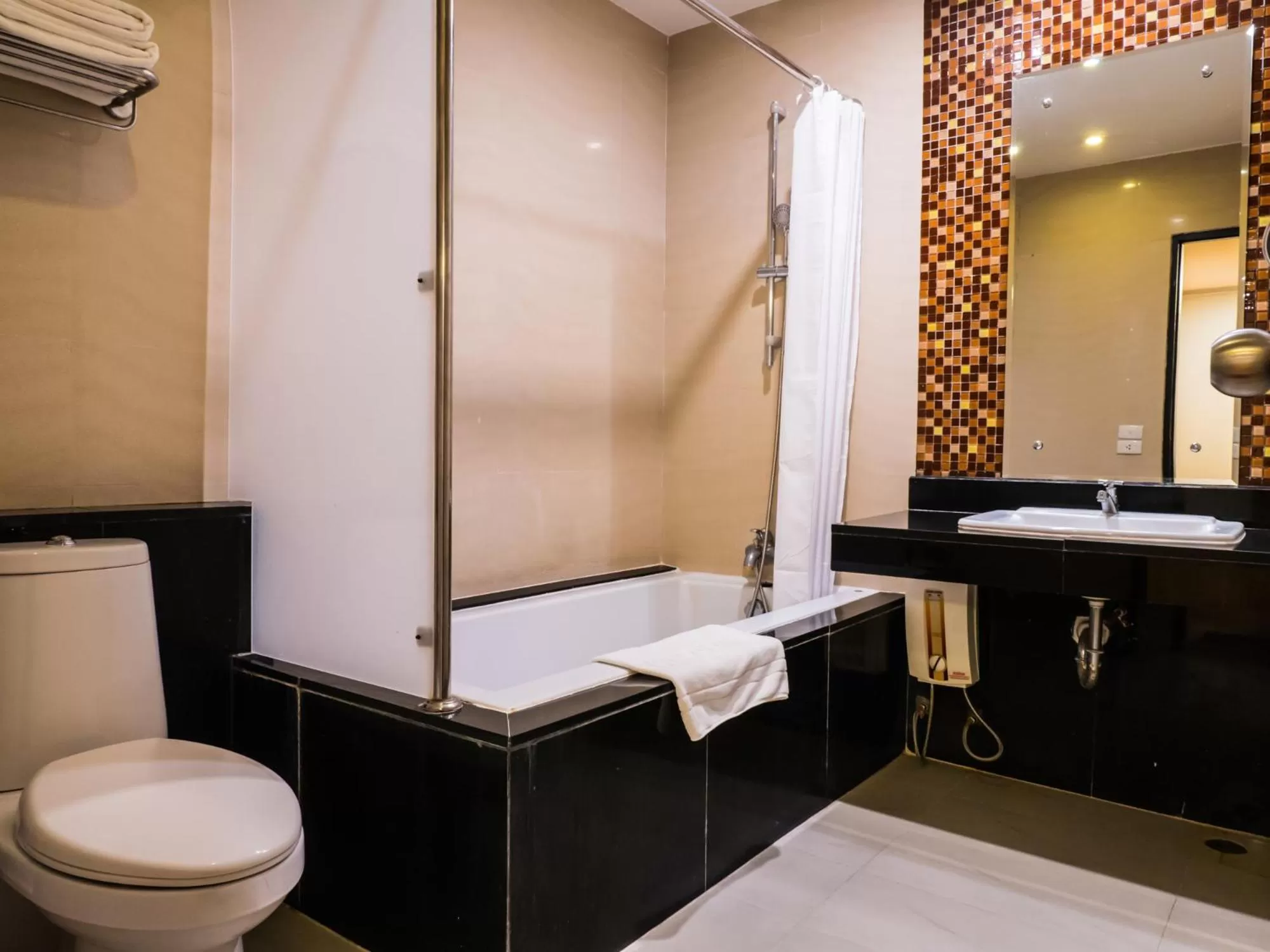 Bathroom in Atrium Boutique Hotel