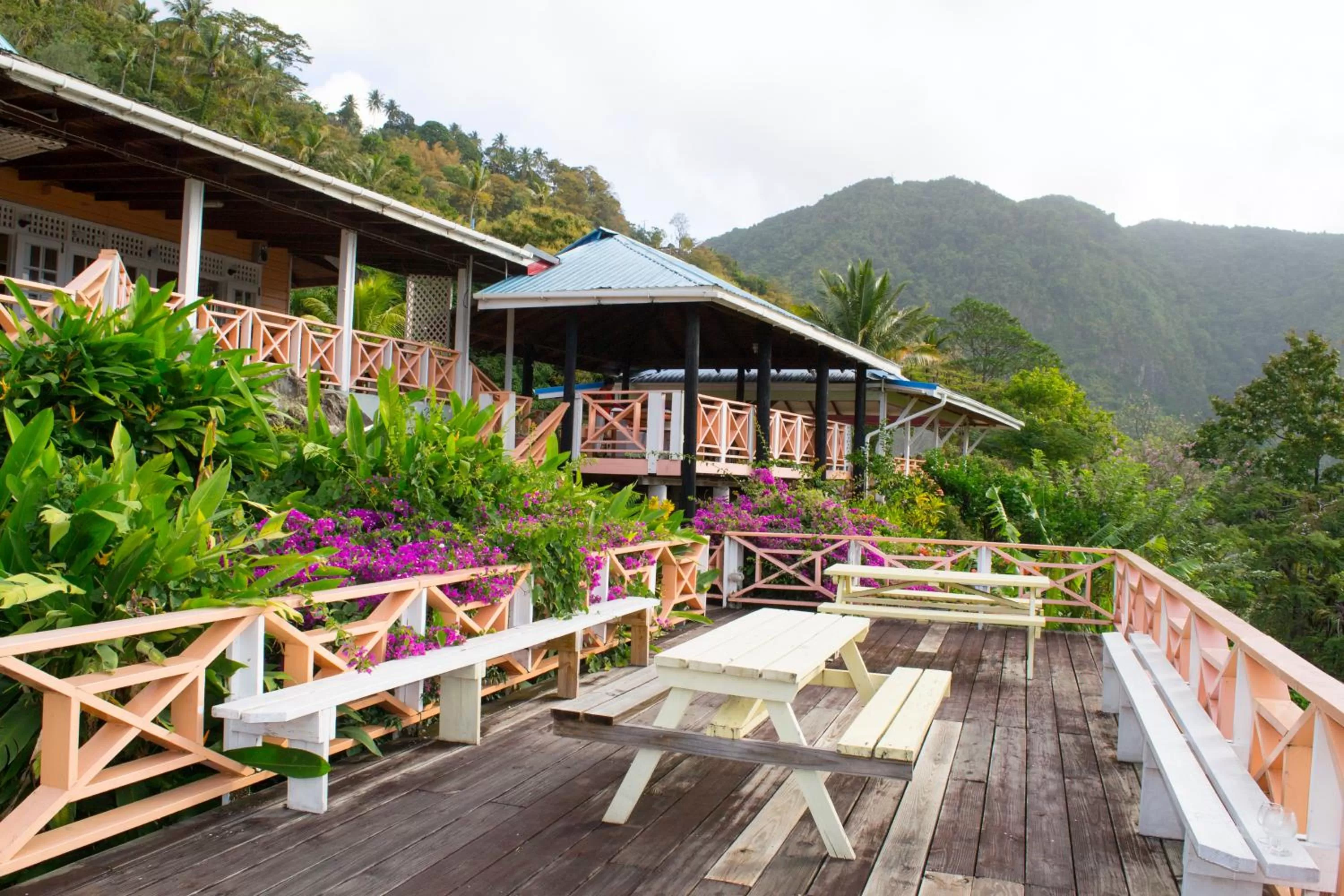 Seating area in La Haut Resort