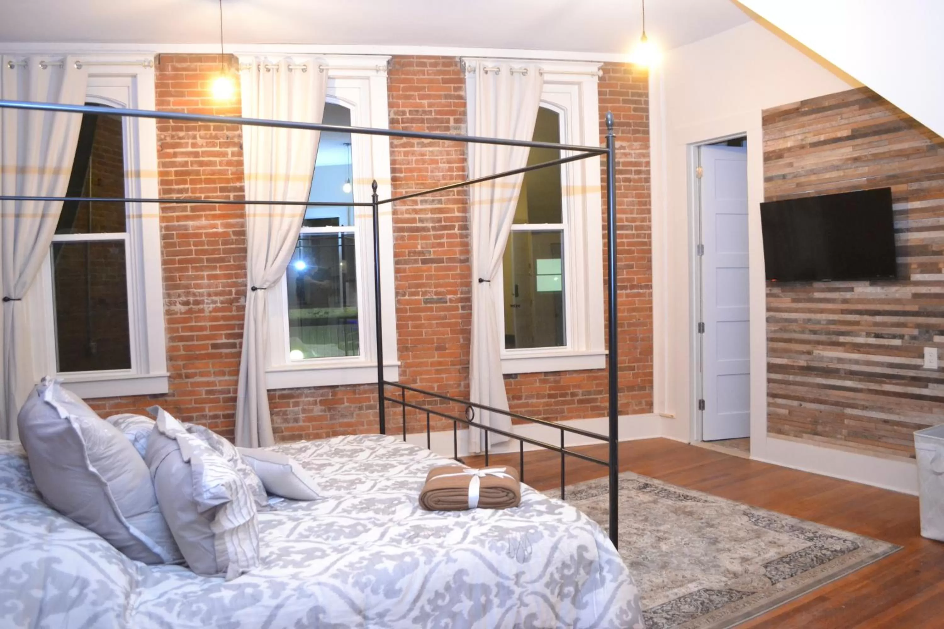 Bed in Eighteen-Ninety Sleepover