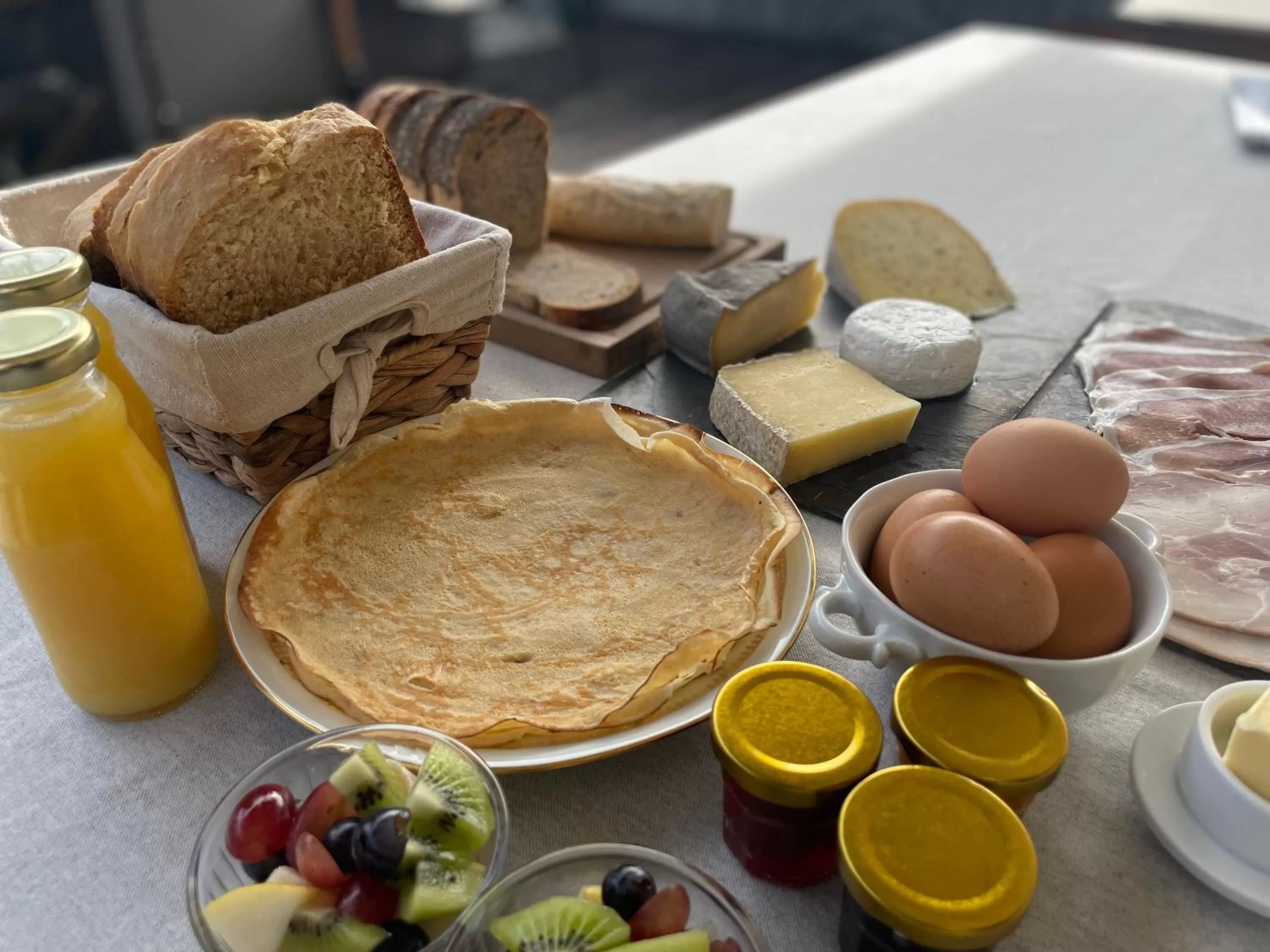 Food and drinks, Food in Dupain & Dubeurre Appart'Hôtel - Parking