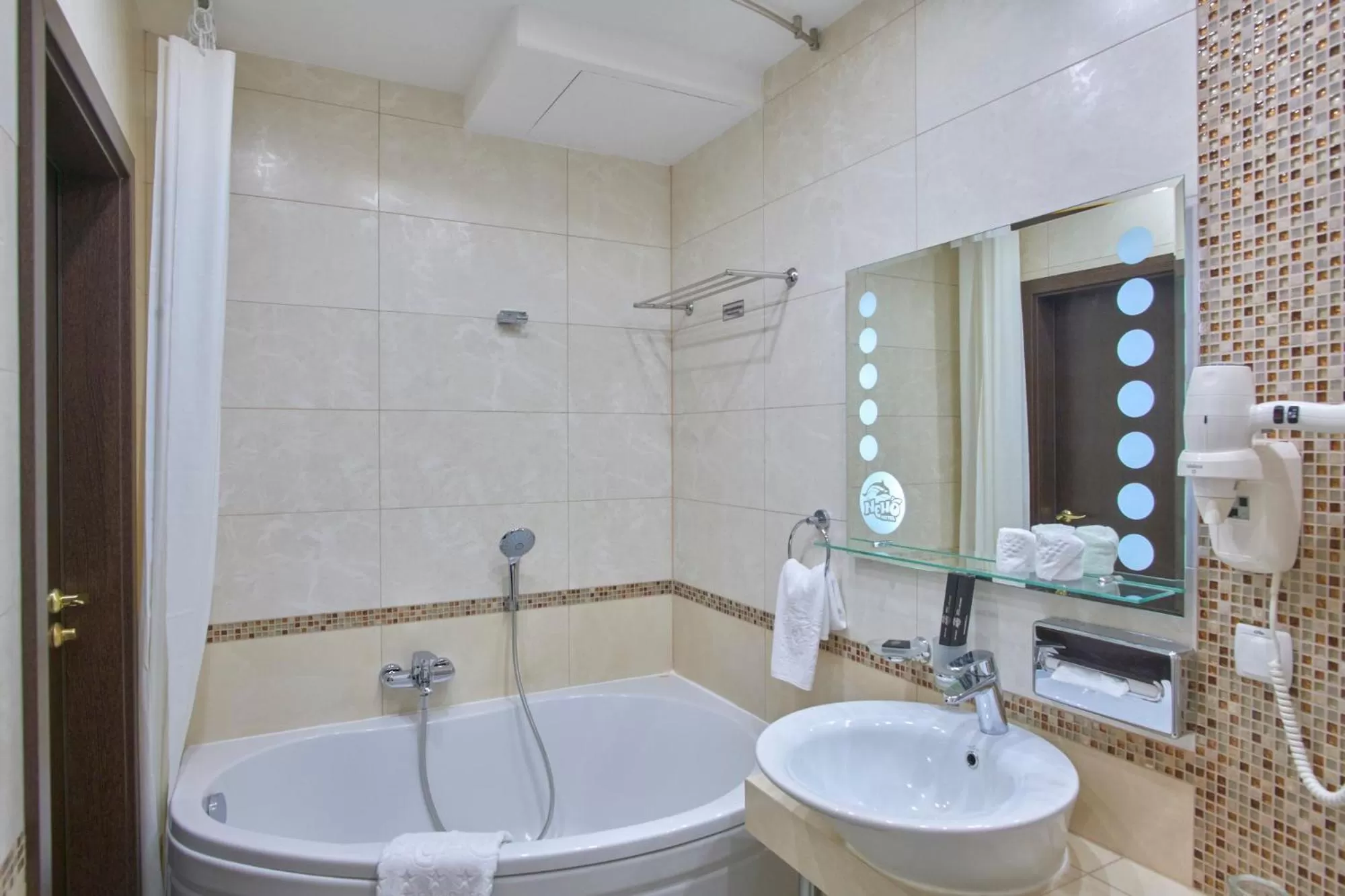 Bathroom in Hotel & Spa NEMO with dolphins