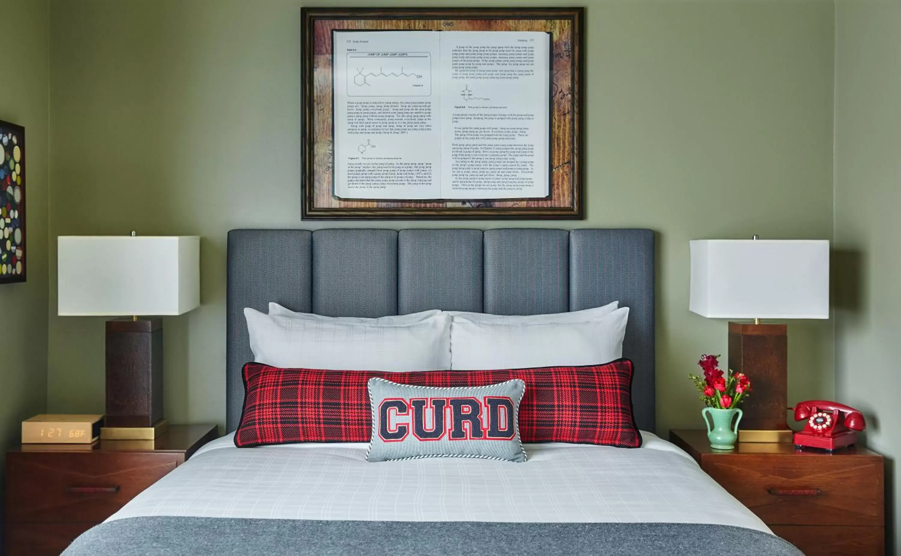 Queen Suite with Bathtub - Mobility Access/Non-Smoking in Graduate by Hilton Madison Queen Suite with Bathtub - Mobility Access/Non-Smoking in Graduate by Hilton Madison