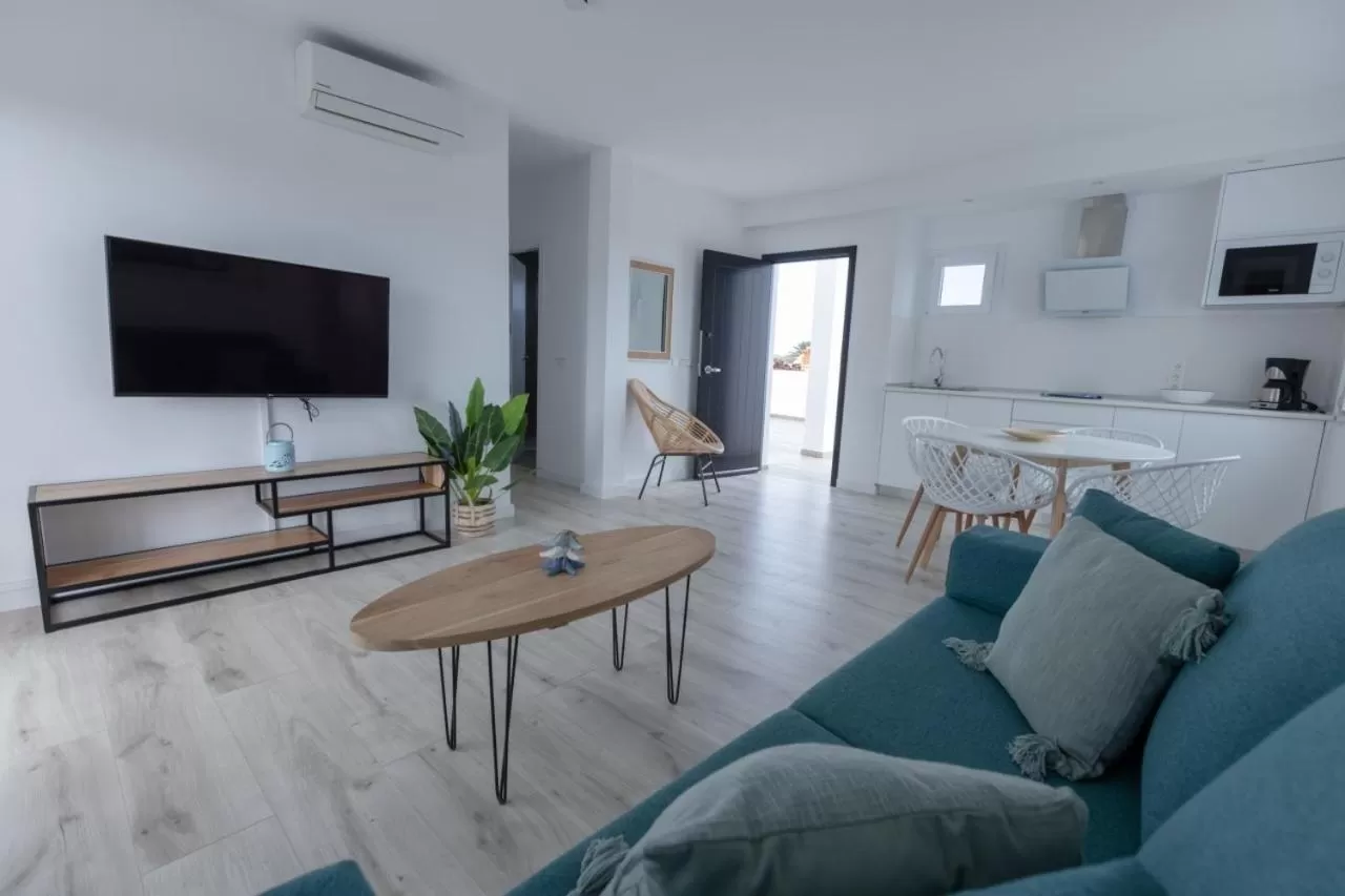 Kitchen or kitchenette, Seating Area in Island Home Fuerteventura
