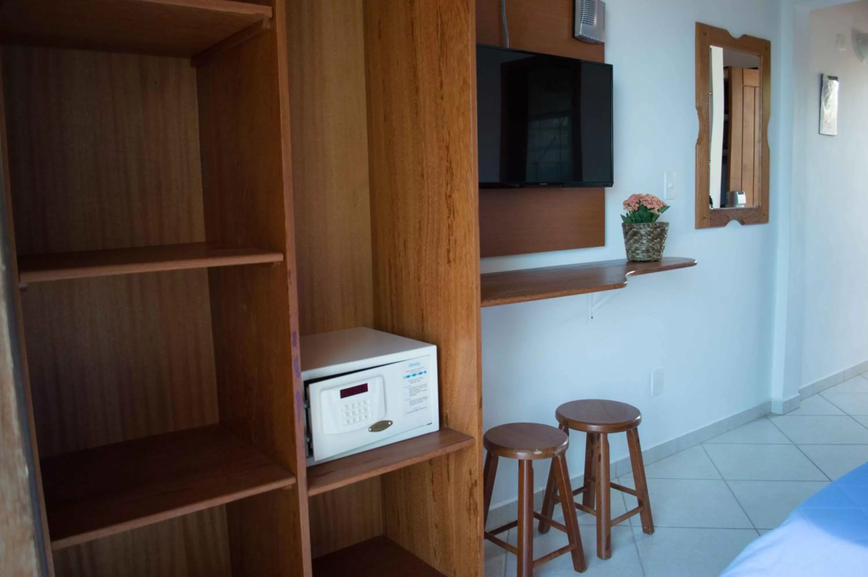 Photo of the whole room in Village Paraíso