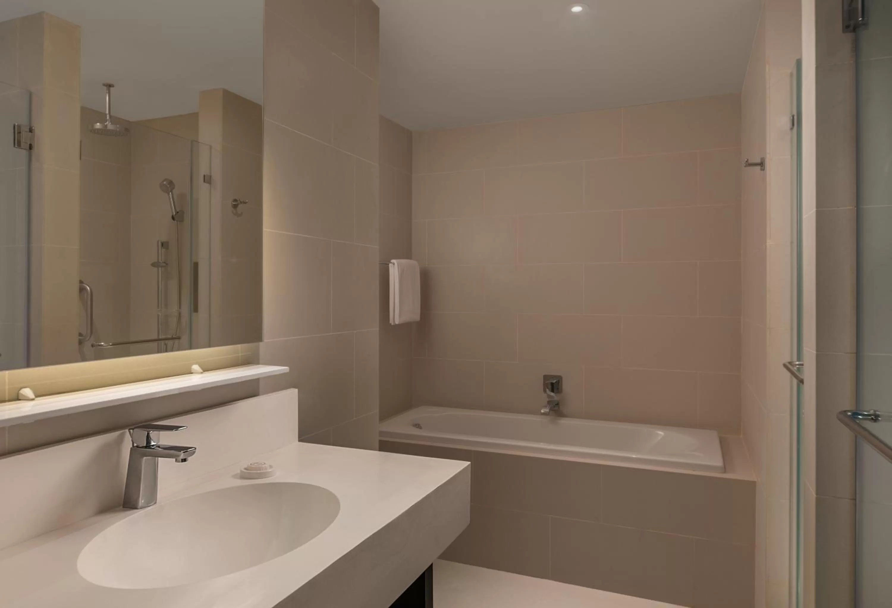 Bathroom in Park Inn By Radisson Iloilo