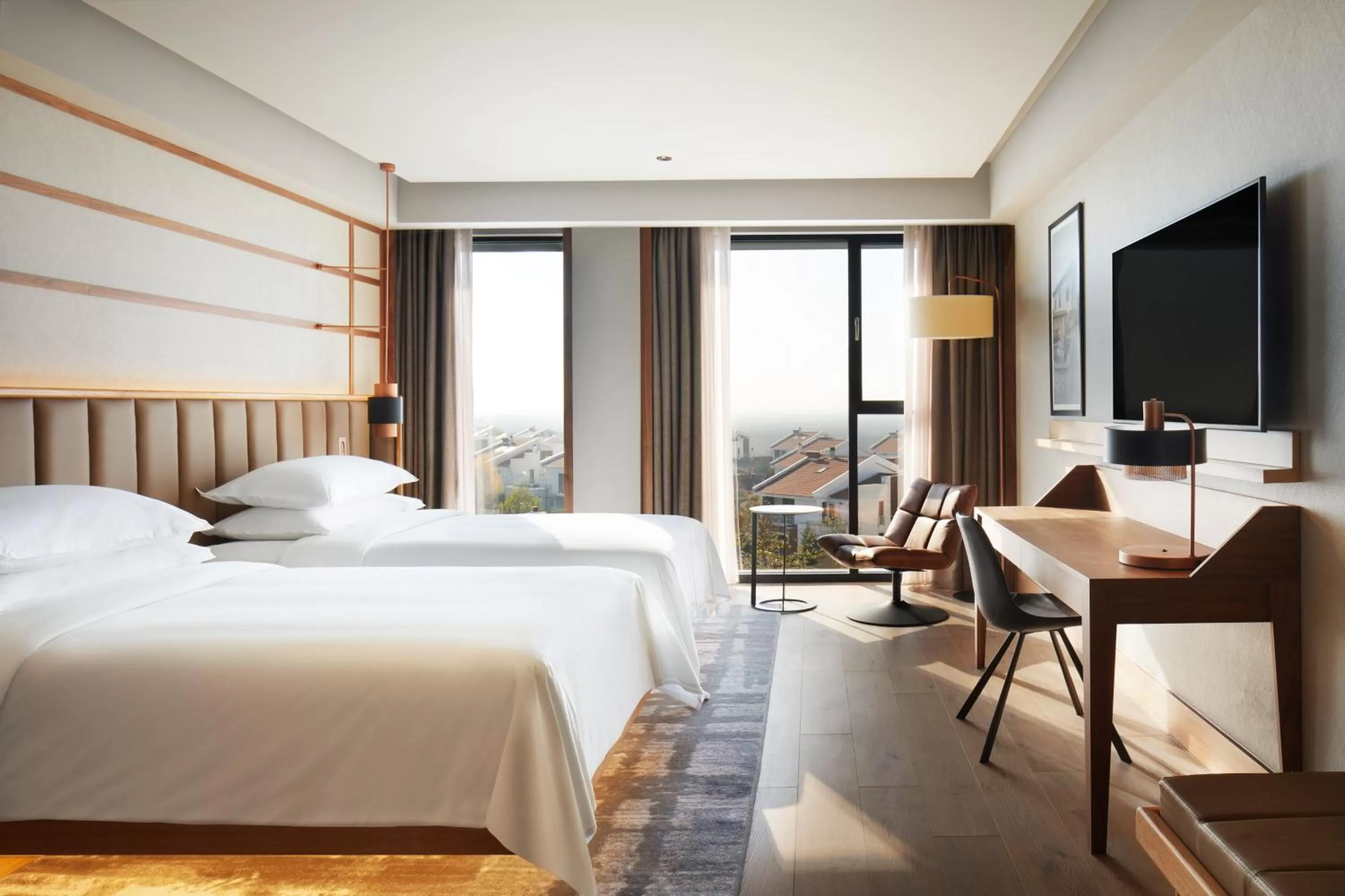 Photo of the whole room, Bed in Four Points by Sheraton Prishtina City