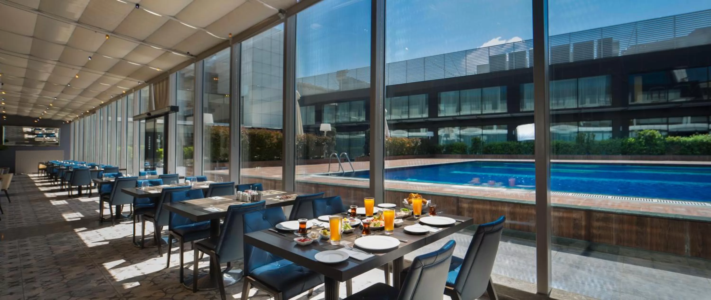 Restaurant/Places to Eat in Windsor Hotel & Convention Center Istanbul