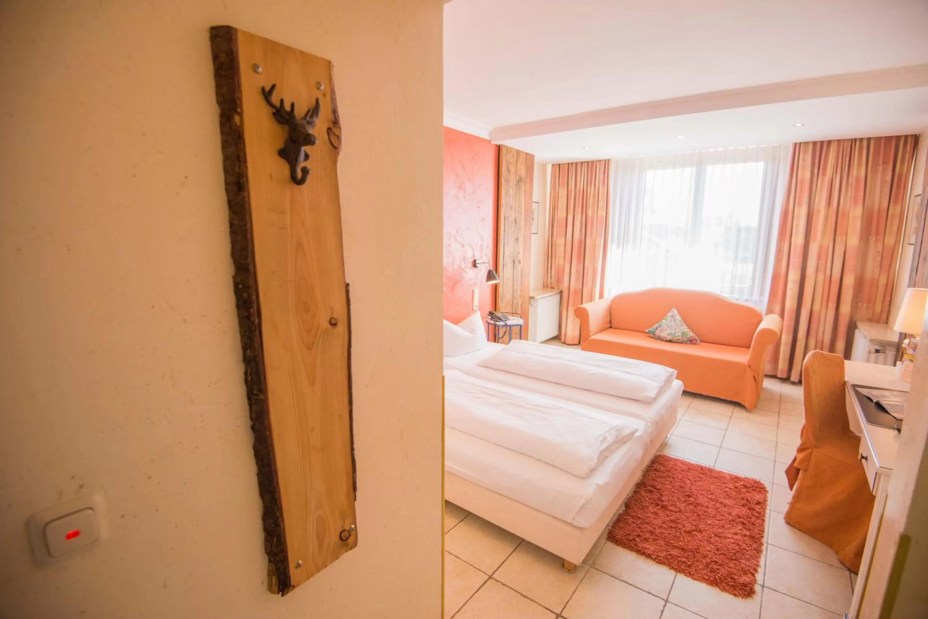 Photo of the whole room, Bed in Ringhotel Alpenhof - Patchworkhotel