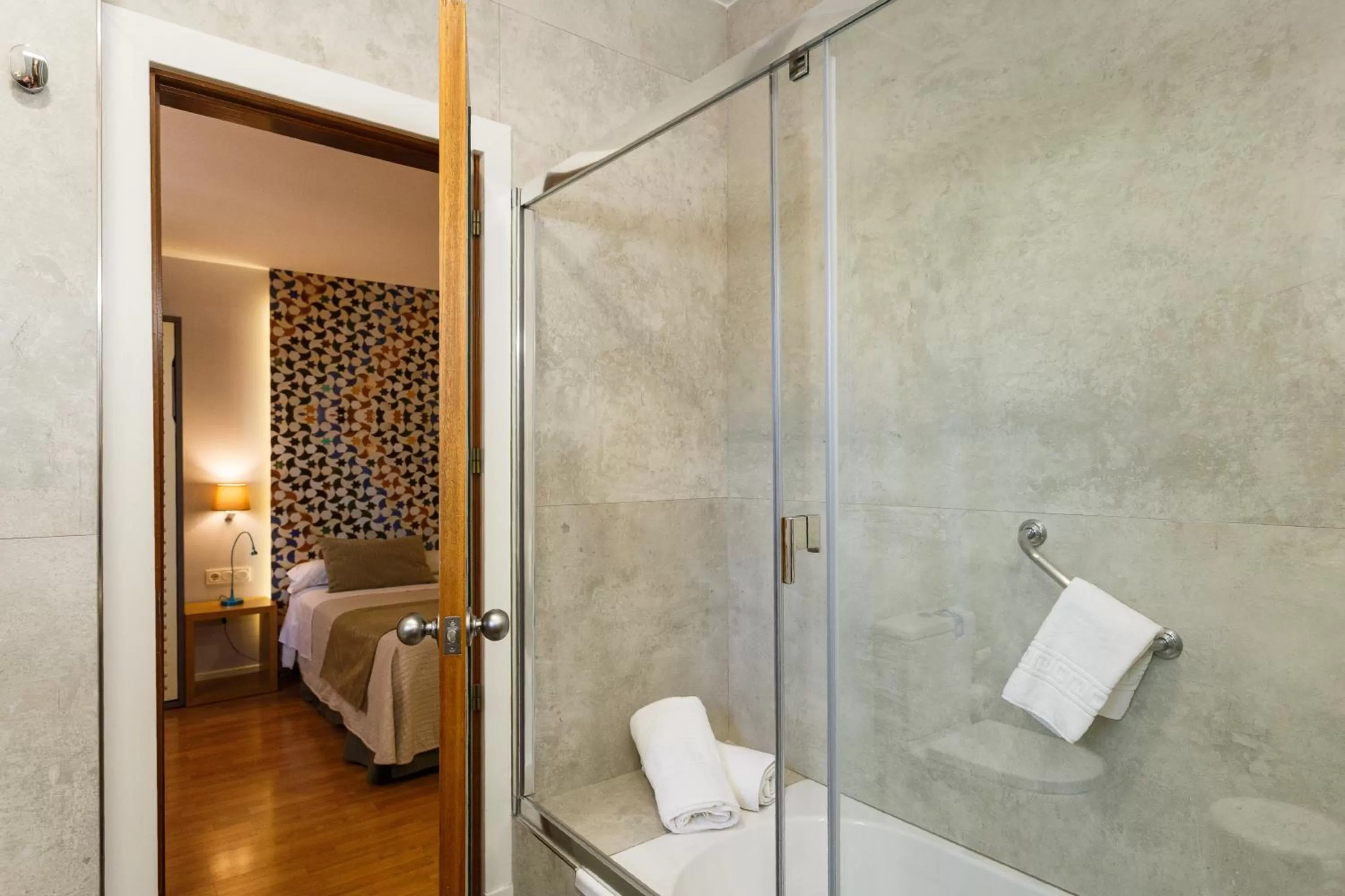 Hot Tub in Hotel Comfort Dauro 2