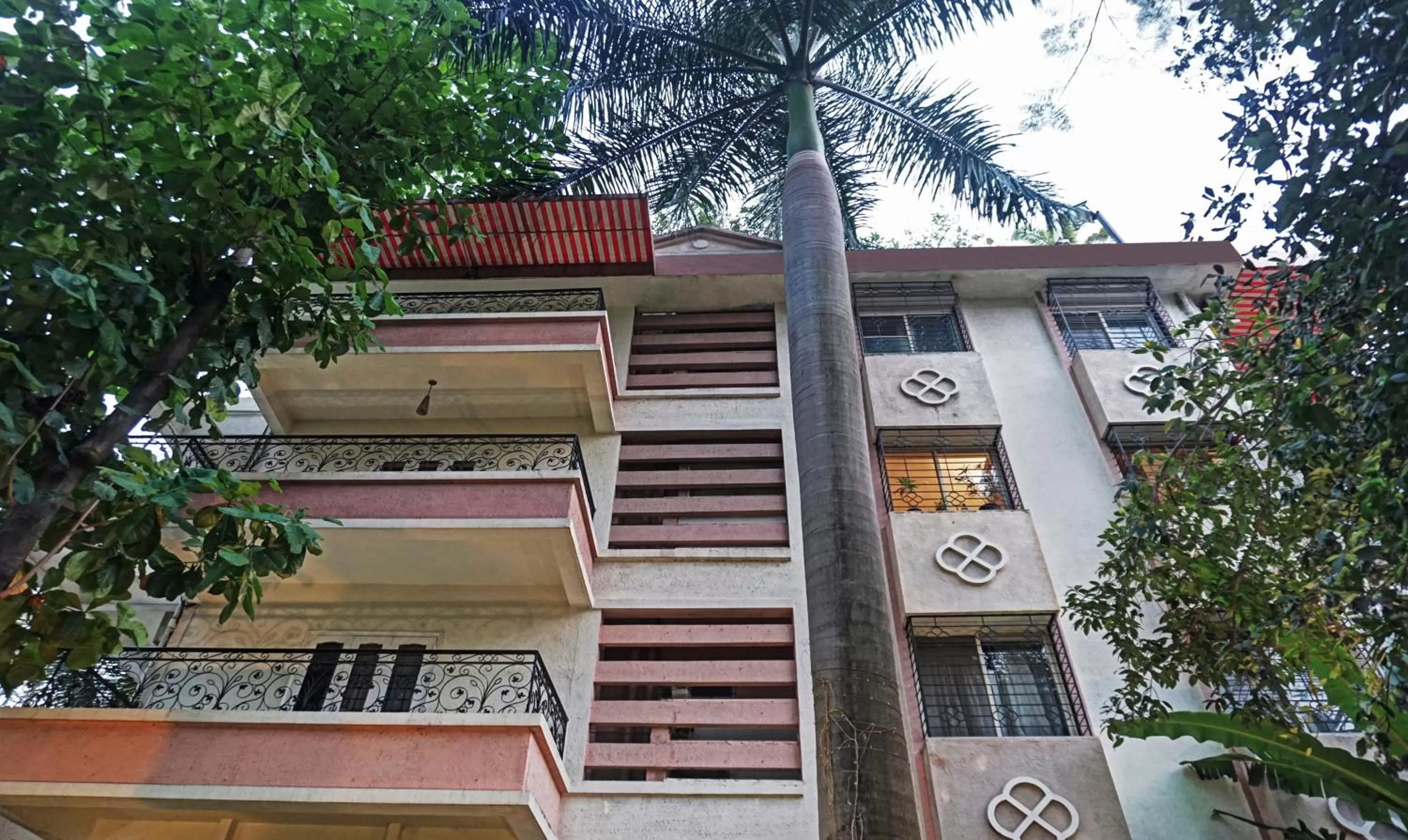 Property building in Treebo Excellent Home