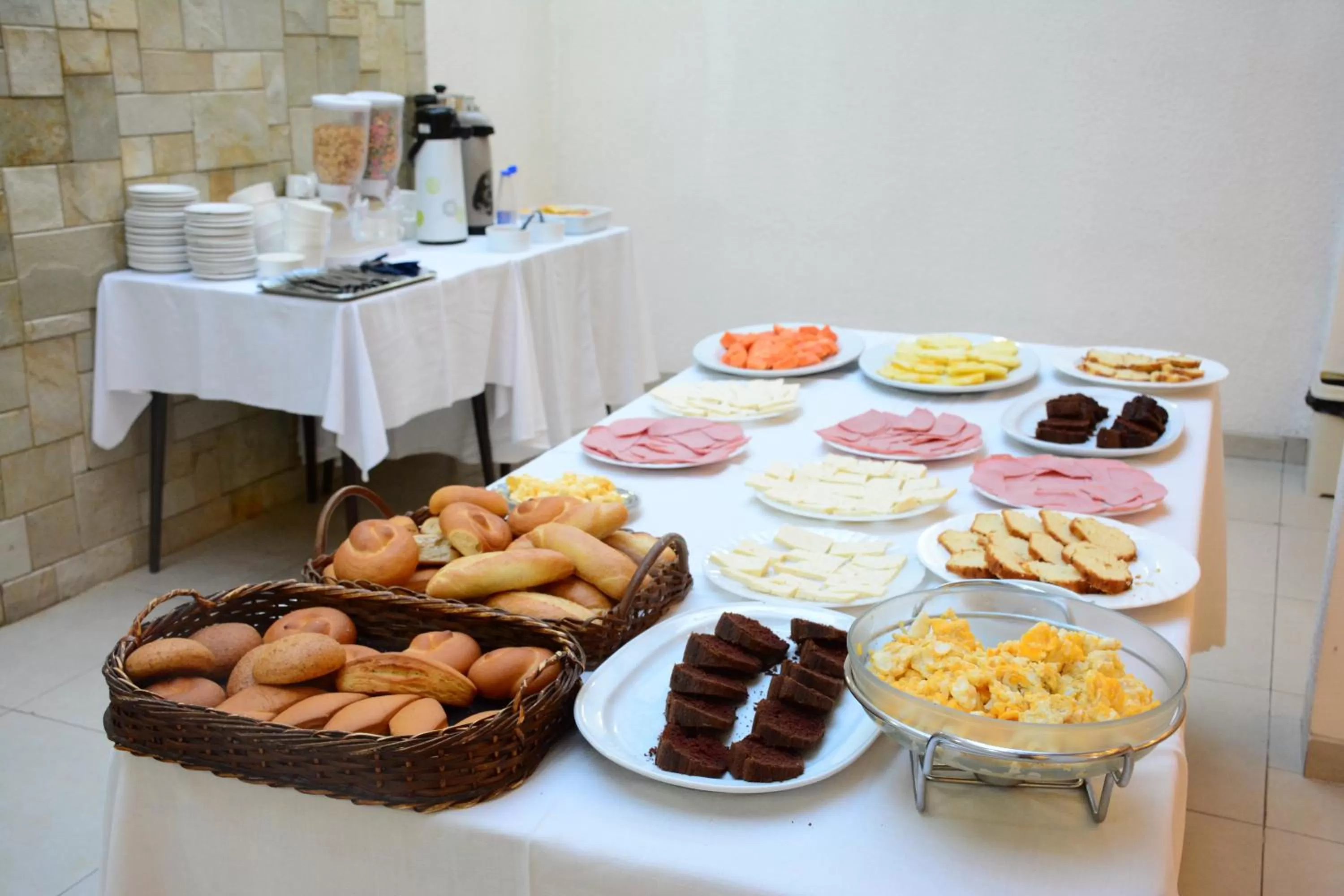 Continental breakfast, Breakfast in La Siesta Hotel