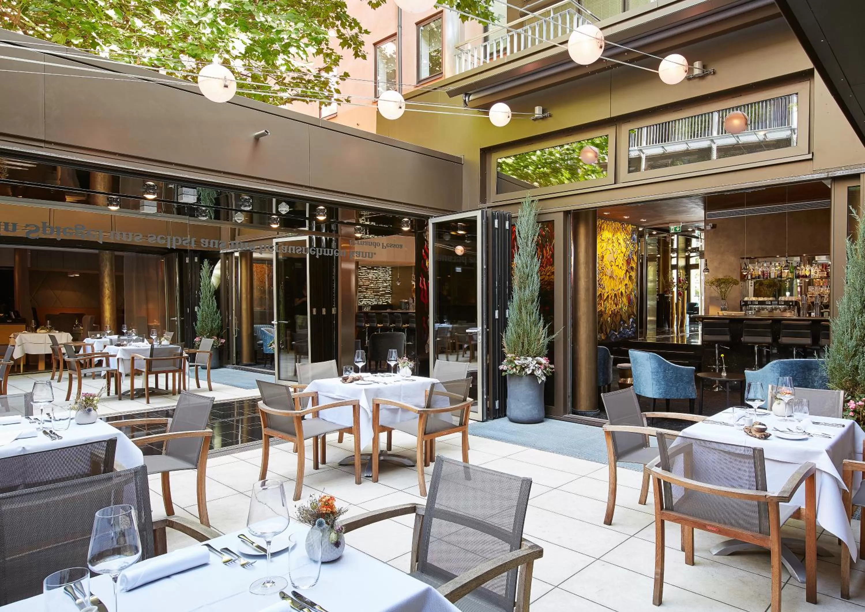 Restaurant/places to eat in Living Hotel Das Viktualienmarkt