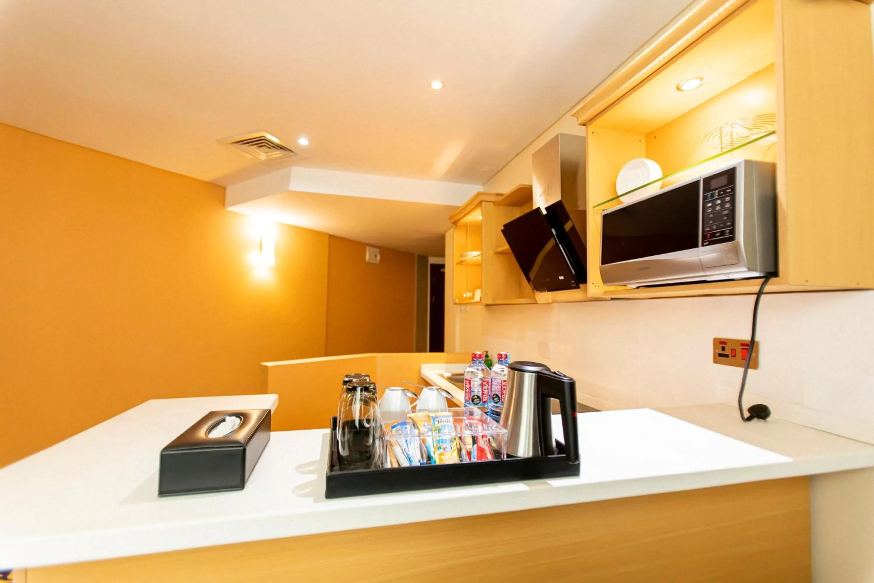 Coffee/tea facilities in Best Western Premier Accra Airport Hotel