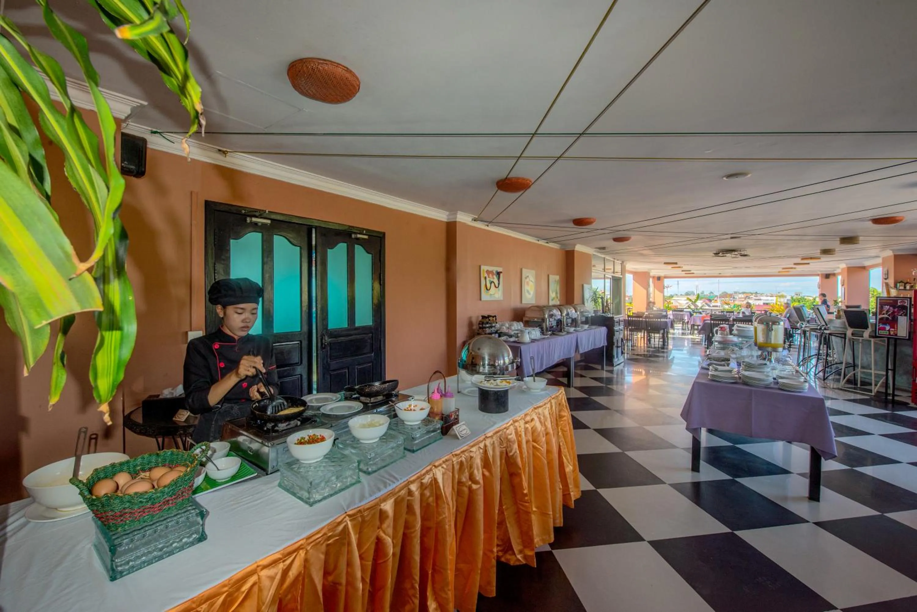 Restaurant/places to eat in Angkor Panoramic Boutique Hotel
