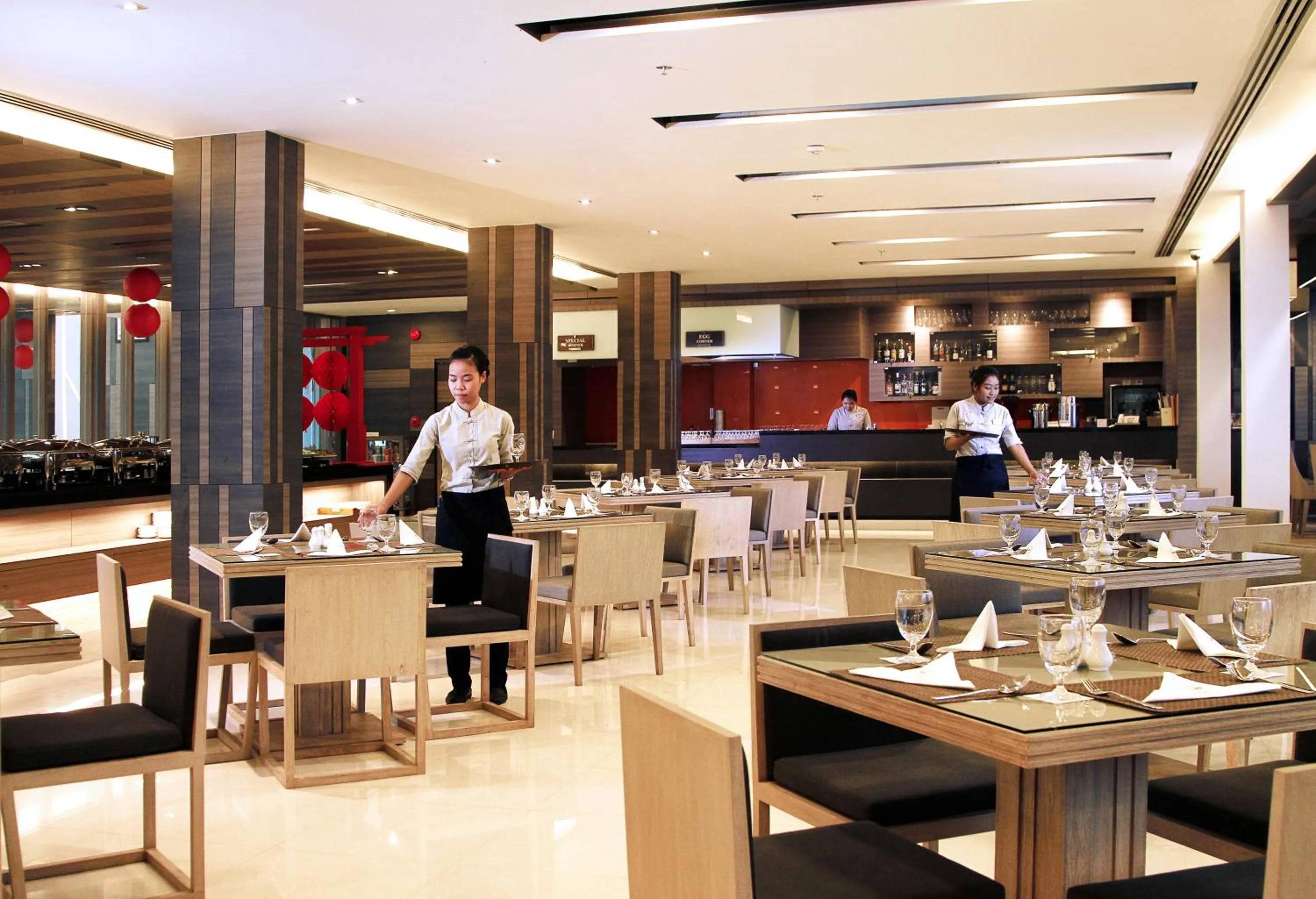 Restaurant/places to eat in Classic Kameo Hotel & Serviced Apartments, Ayutthaya