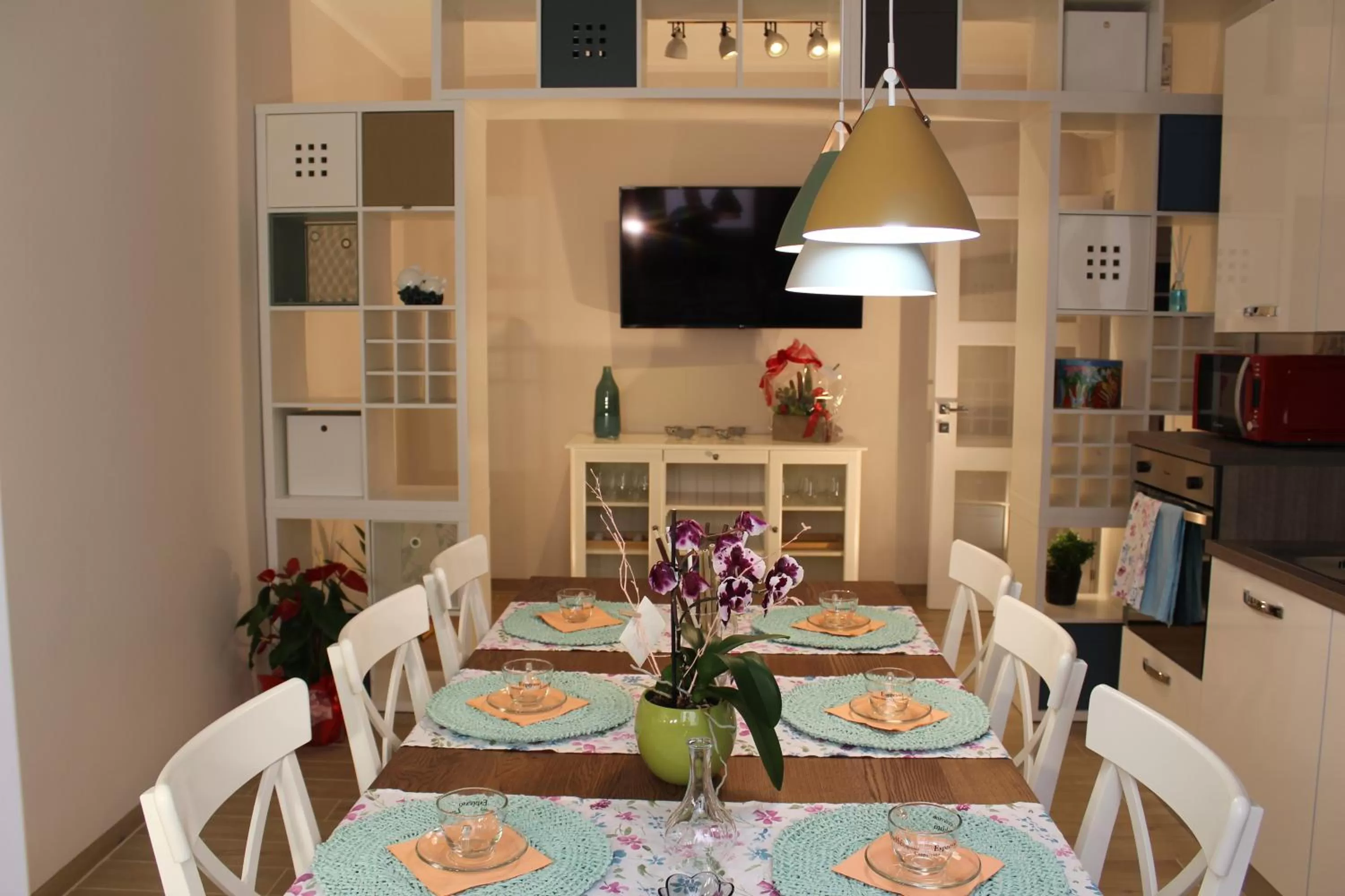 Communal lounge/ TV room in Aurora BnB