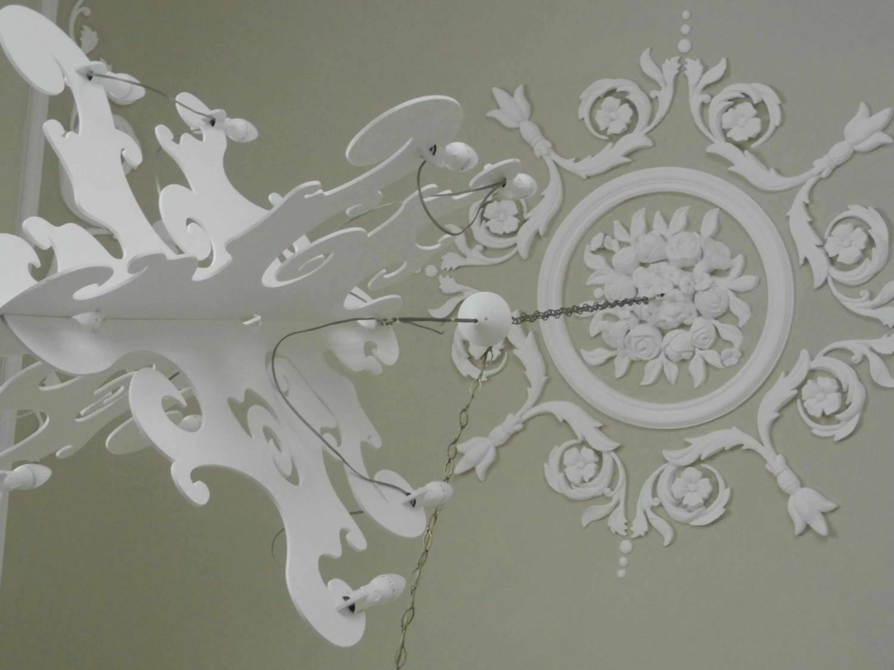 Decorative detail in RossoCorallo B&B