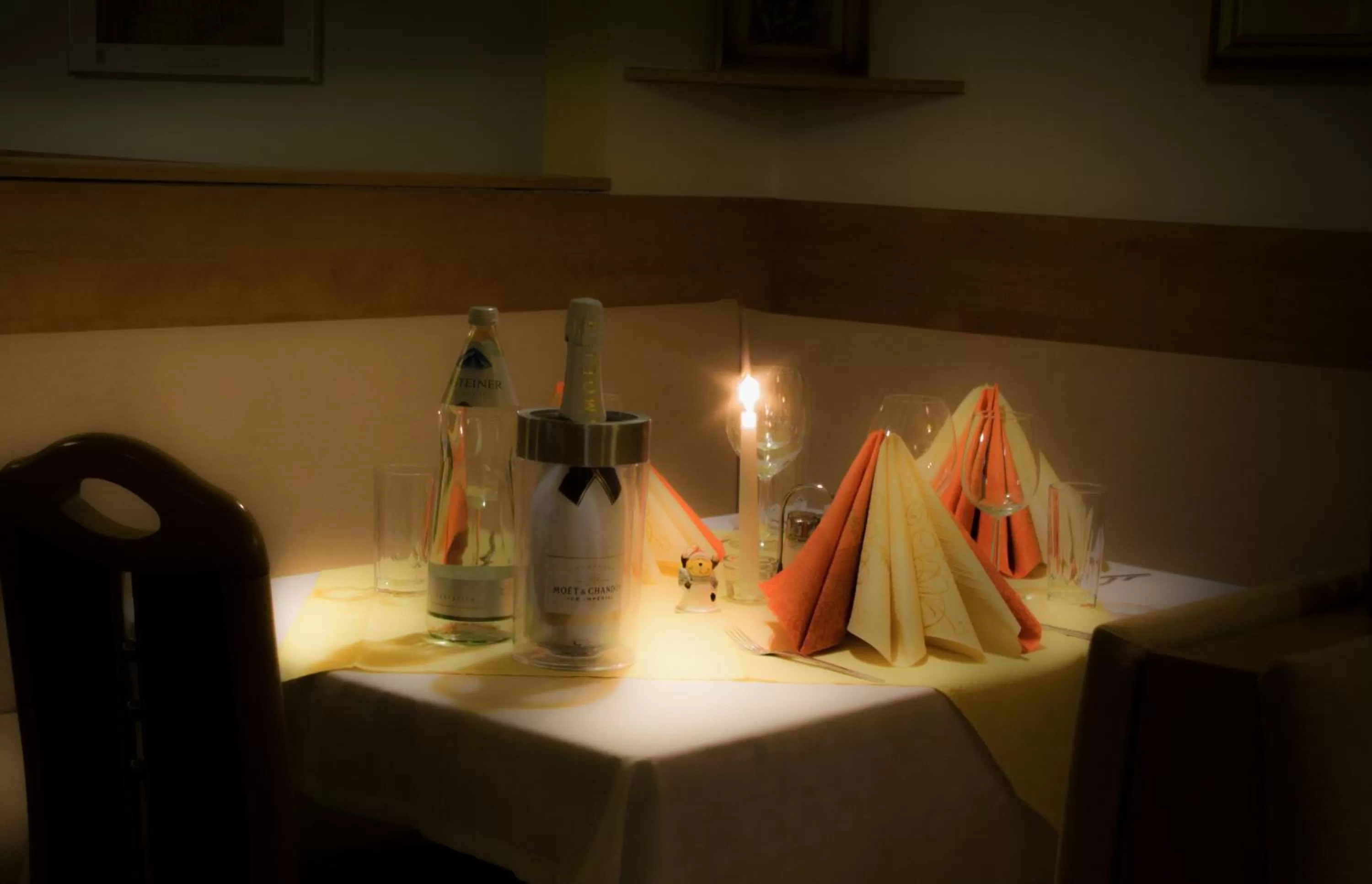 Restaurant/places to eat in Hotel Alter Telegraf