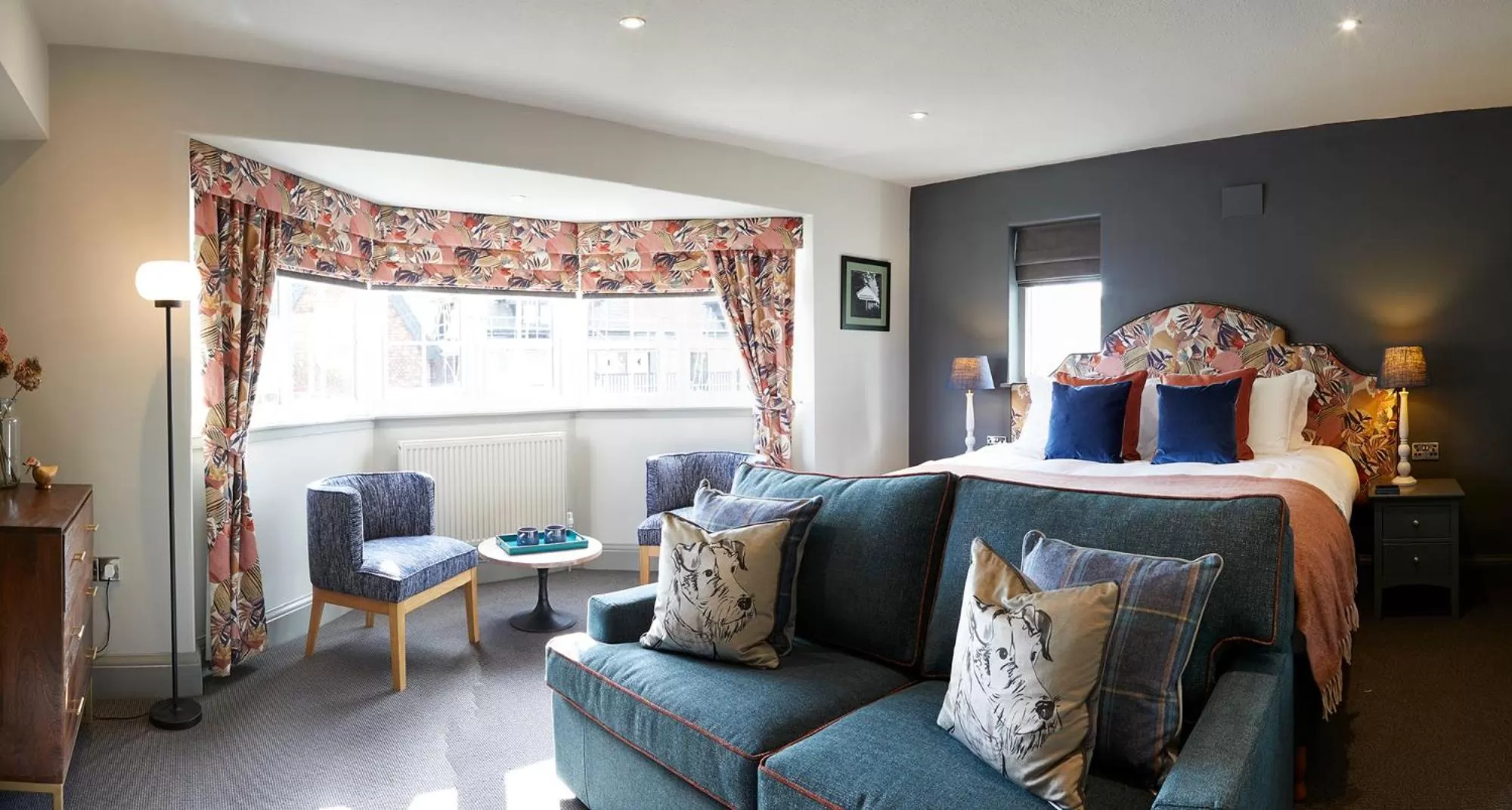 Bed in The Plough Inn & Cottages