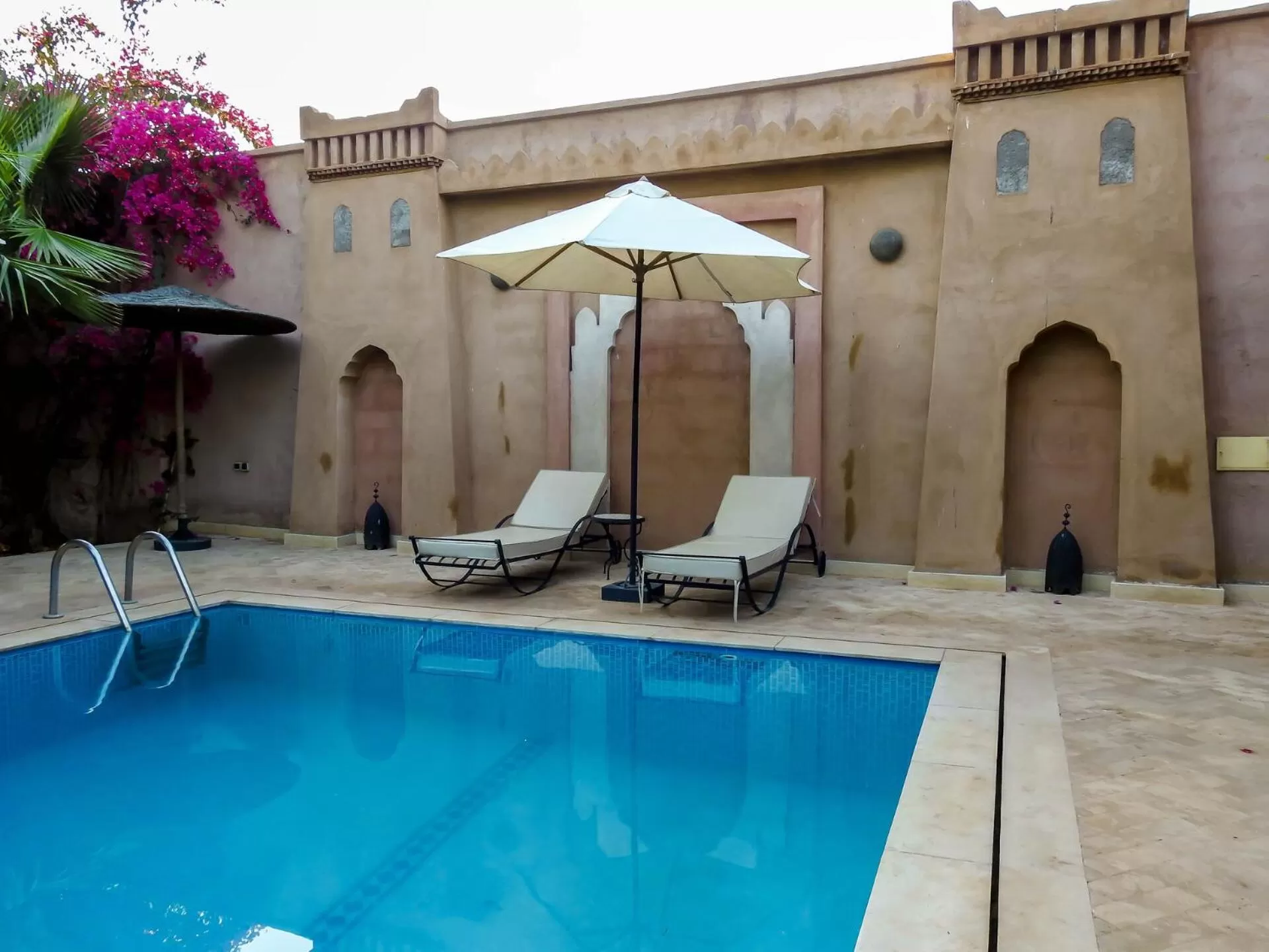 Swimming Pool in Le Bleu House