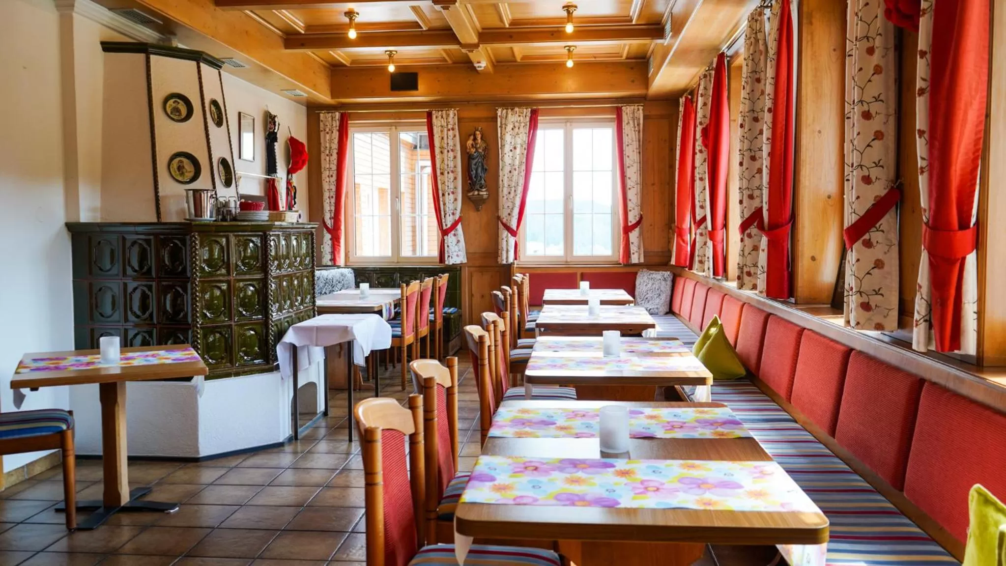 Restaurant/places to eat in Hotel Hirschen