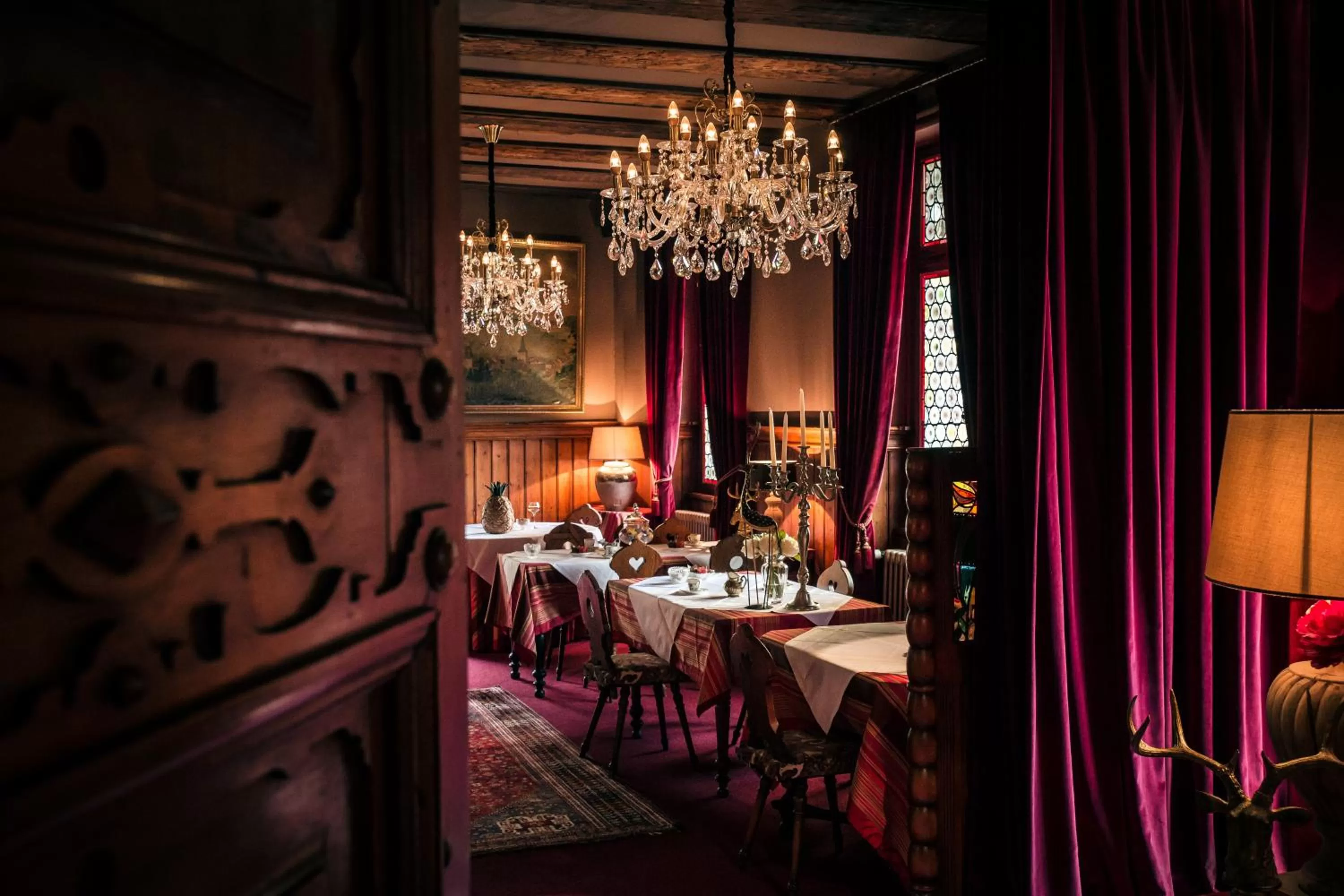 Lobby or reception in Hôtel des Deux Clefs