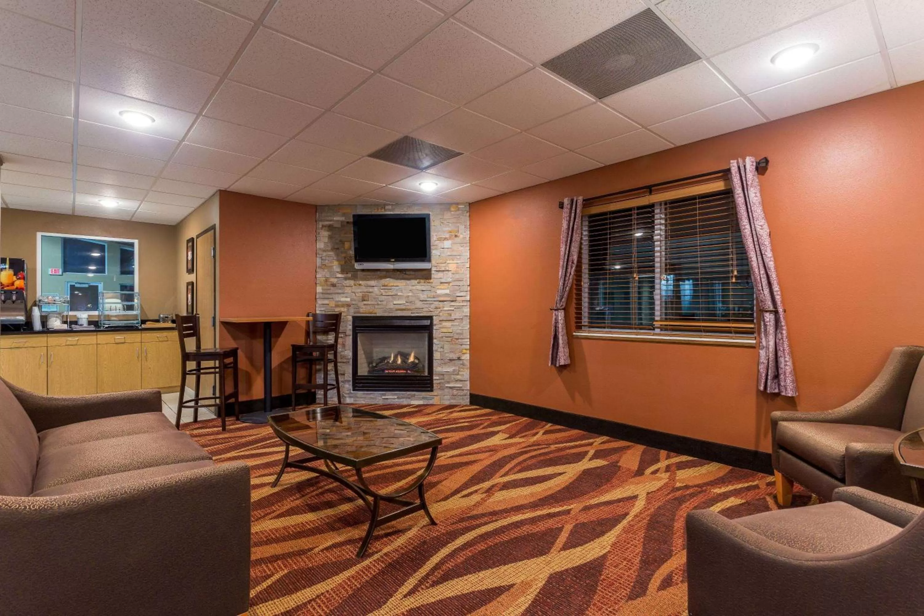 Lobby or reception in AmericInn by Wyndham Boscobel