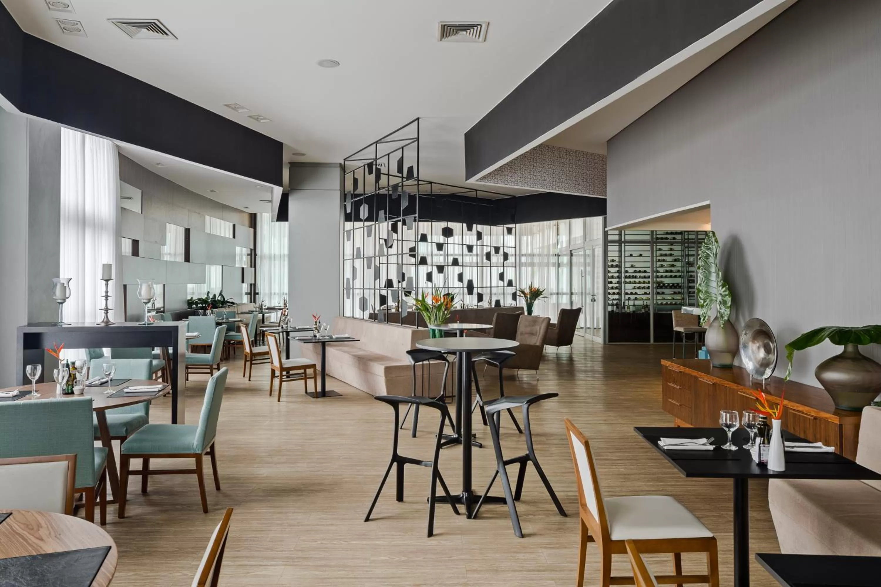 Restaurant/places to eat in Grand Mercure Brasilia Eixo Monumental