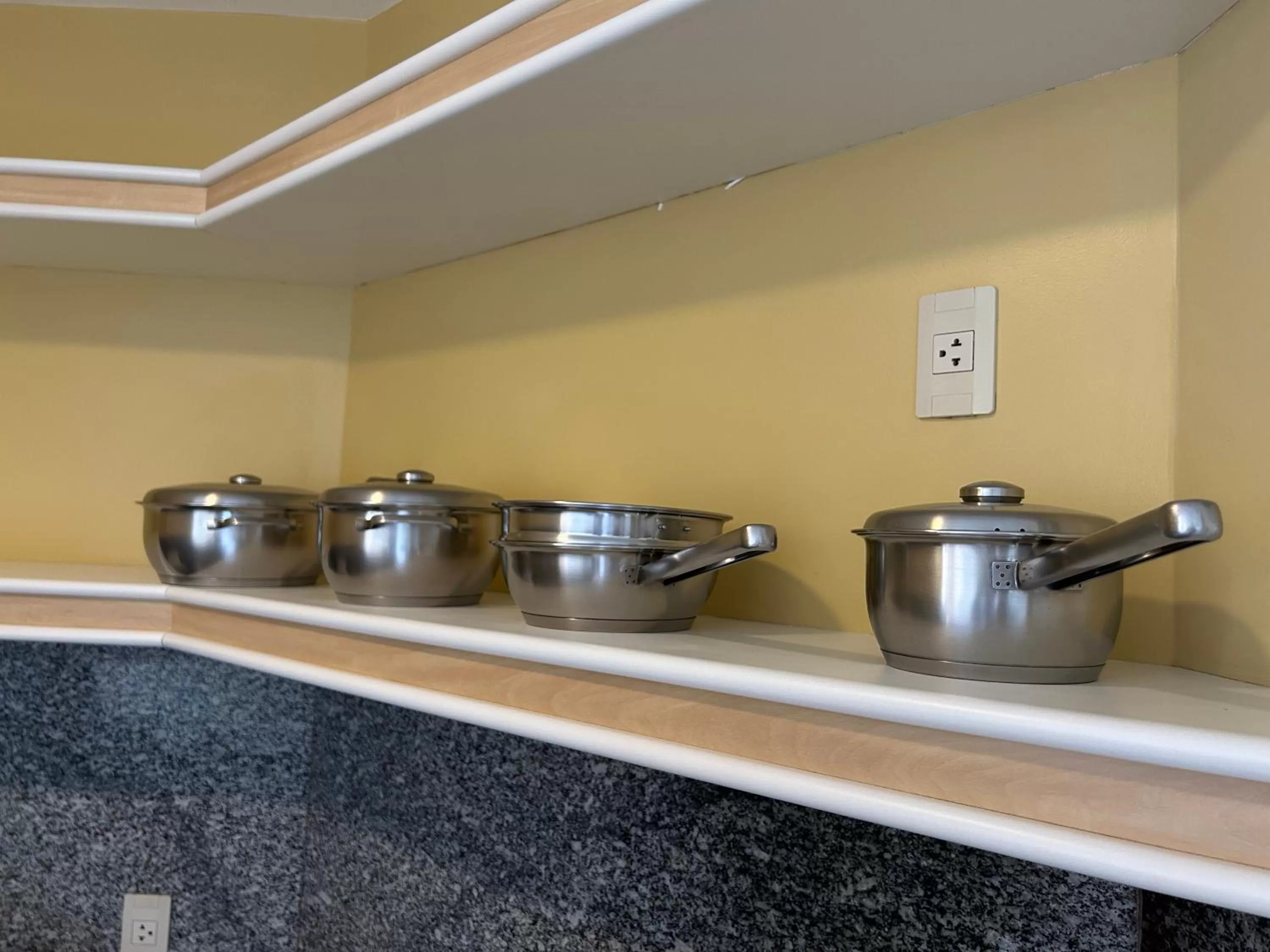 Kitchen or kitchenette, Kitchen/Kitchenette in Golfinhos Apart Hotel