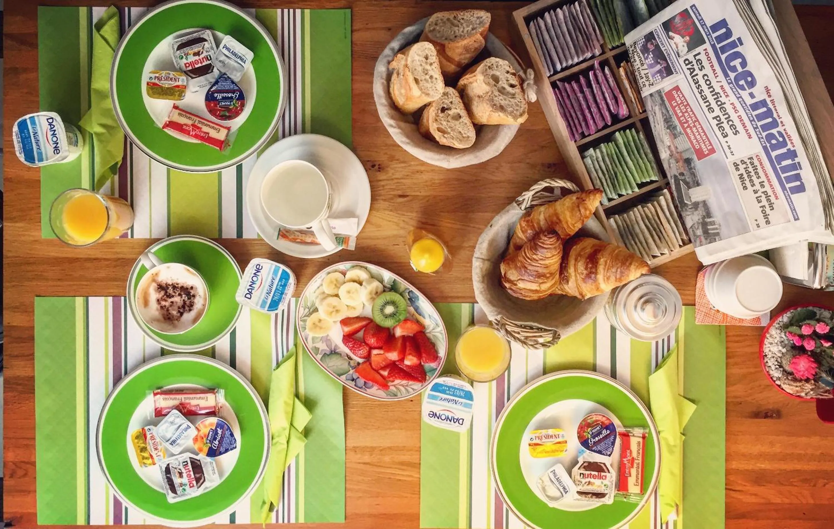 Breakfast in Hotel des Dames