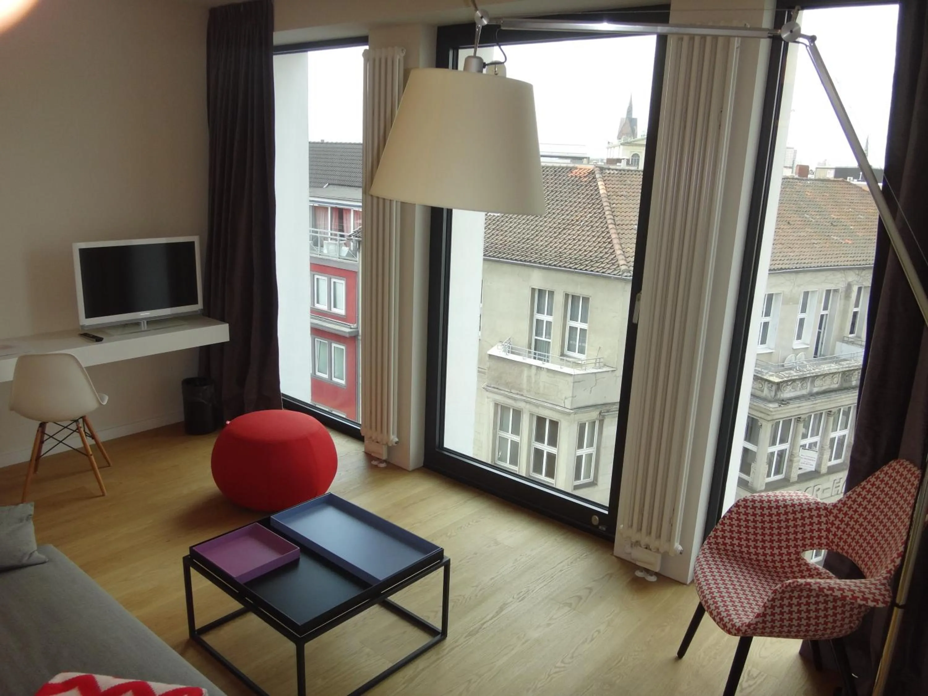 Photo of the whole room in Smartcity Designhotel