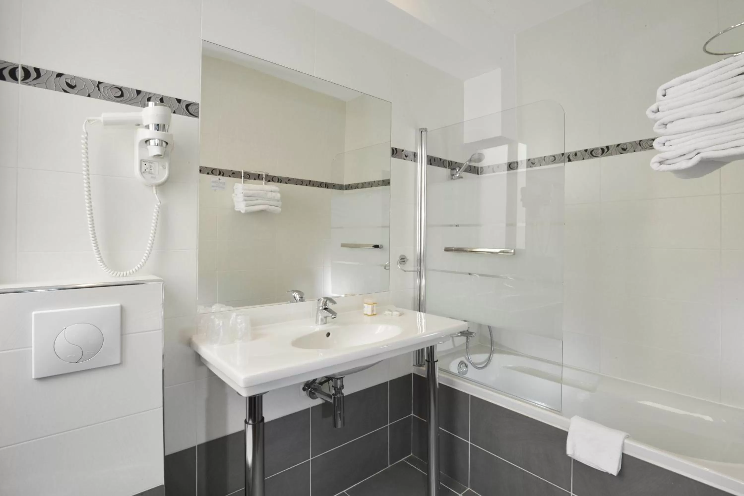 Bathroom in Carladez Cambronne