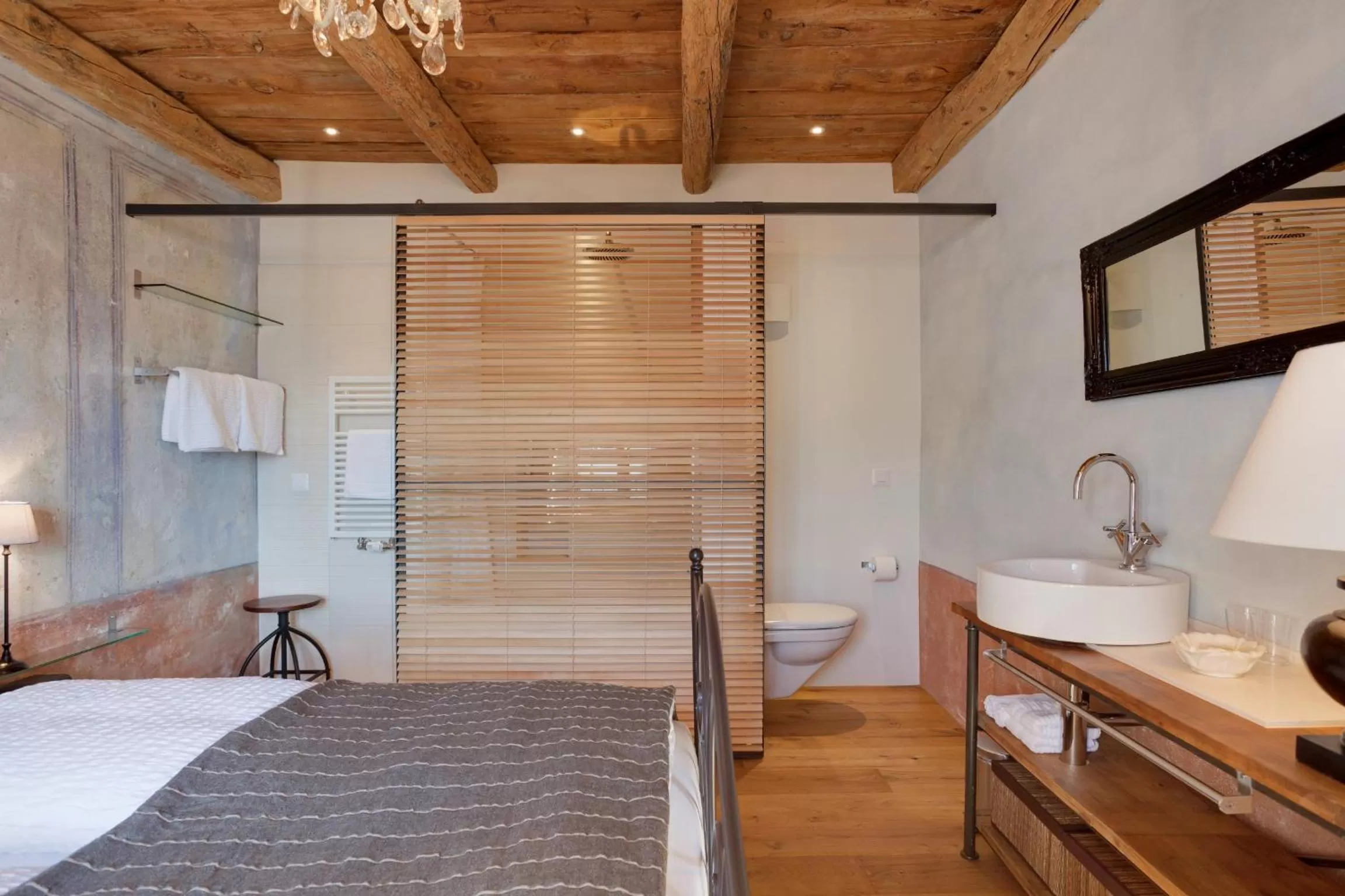 Shower, Bed in Case di Sotto, House & Breakfast